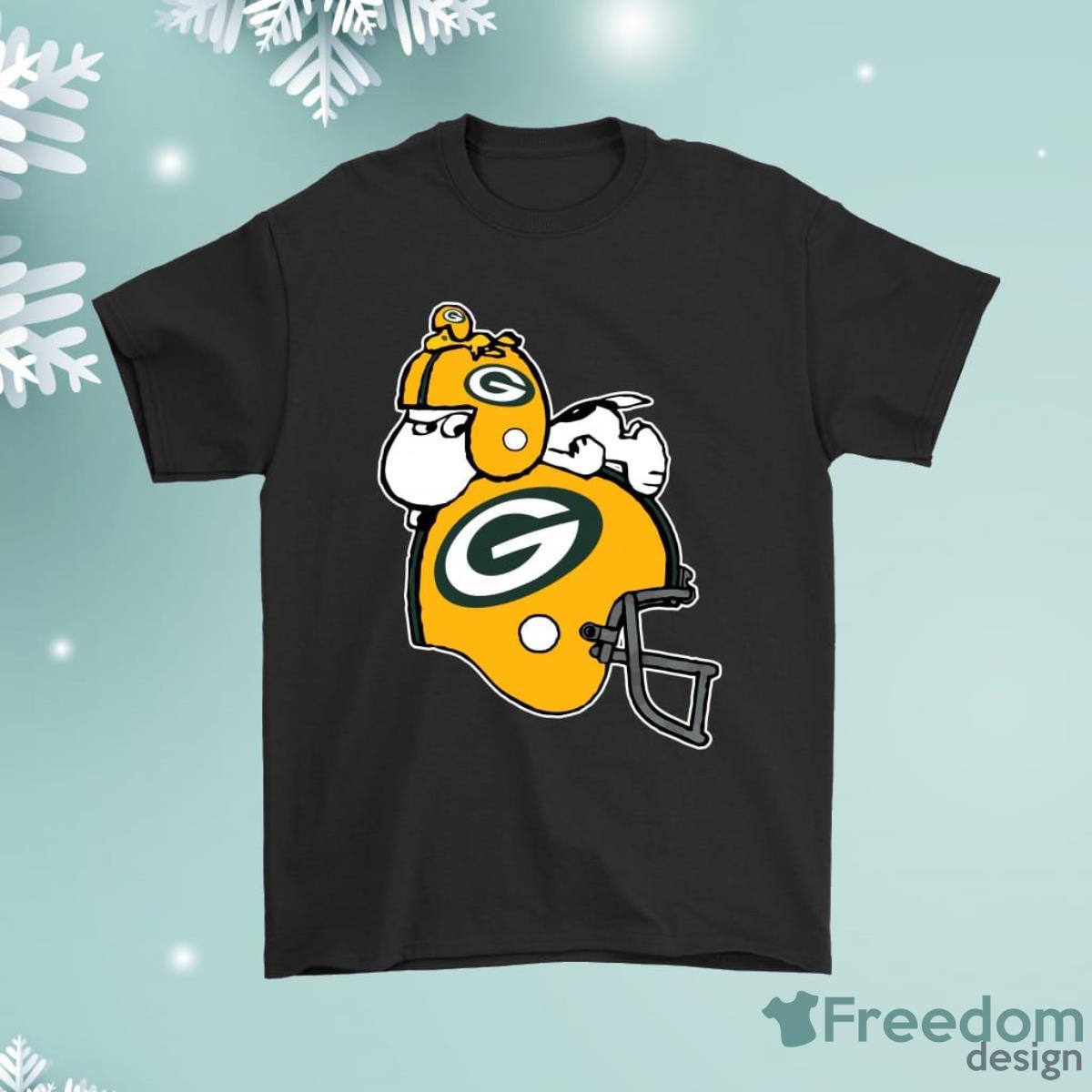 Snoopy And Woodstock Resting On Green Bay Packers Helmet Shirt