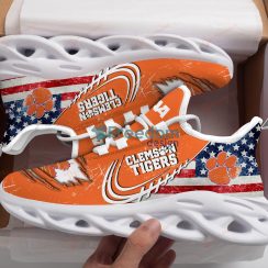 Clemson Tigers NCAA Max Soul Sneaker Product Photo 2
