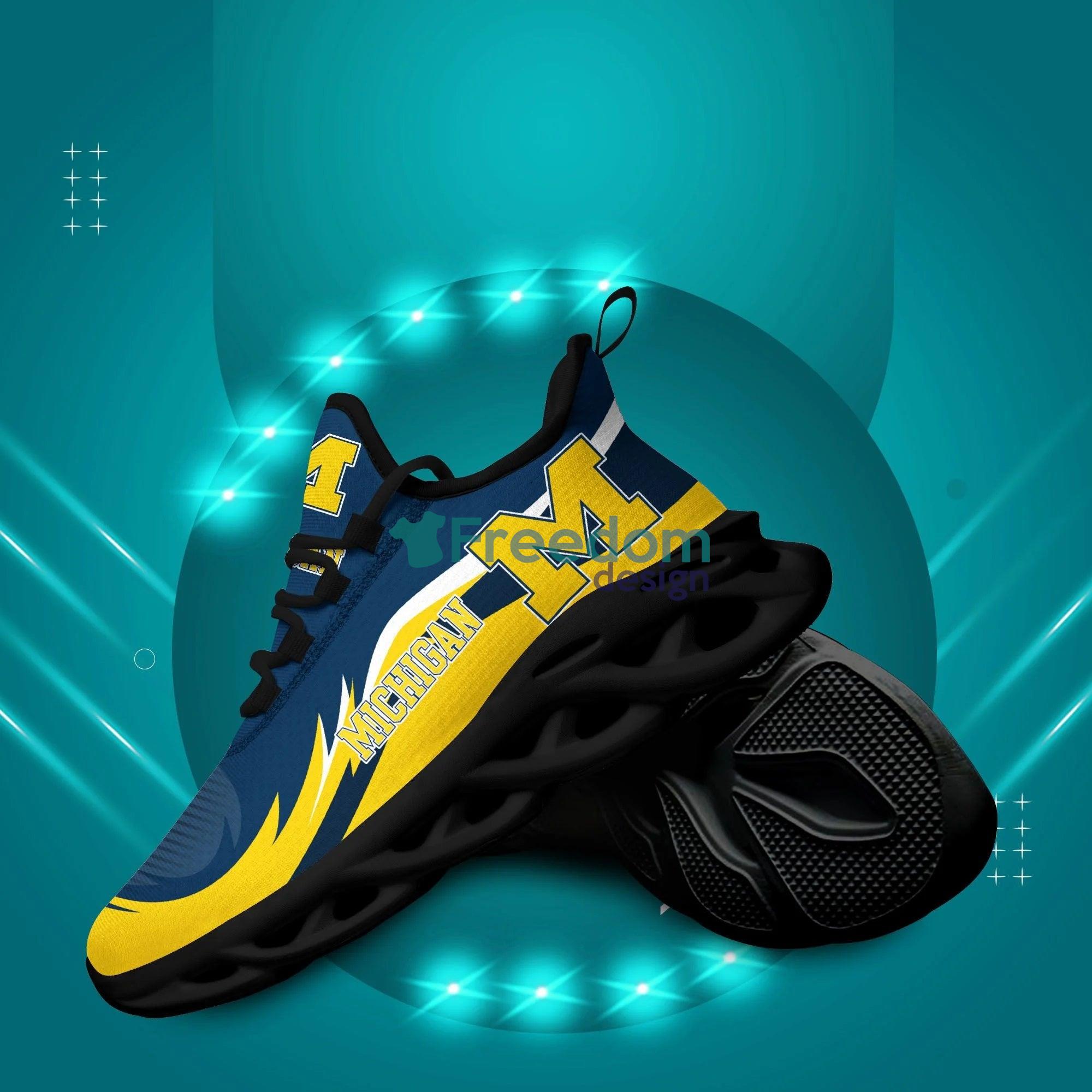 Michigan Wolverines Lover Max Soul Snesker Running Shoes Product Photo 2