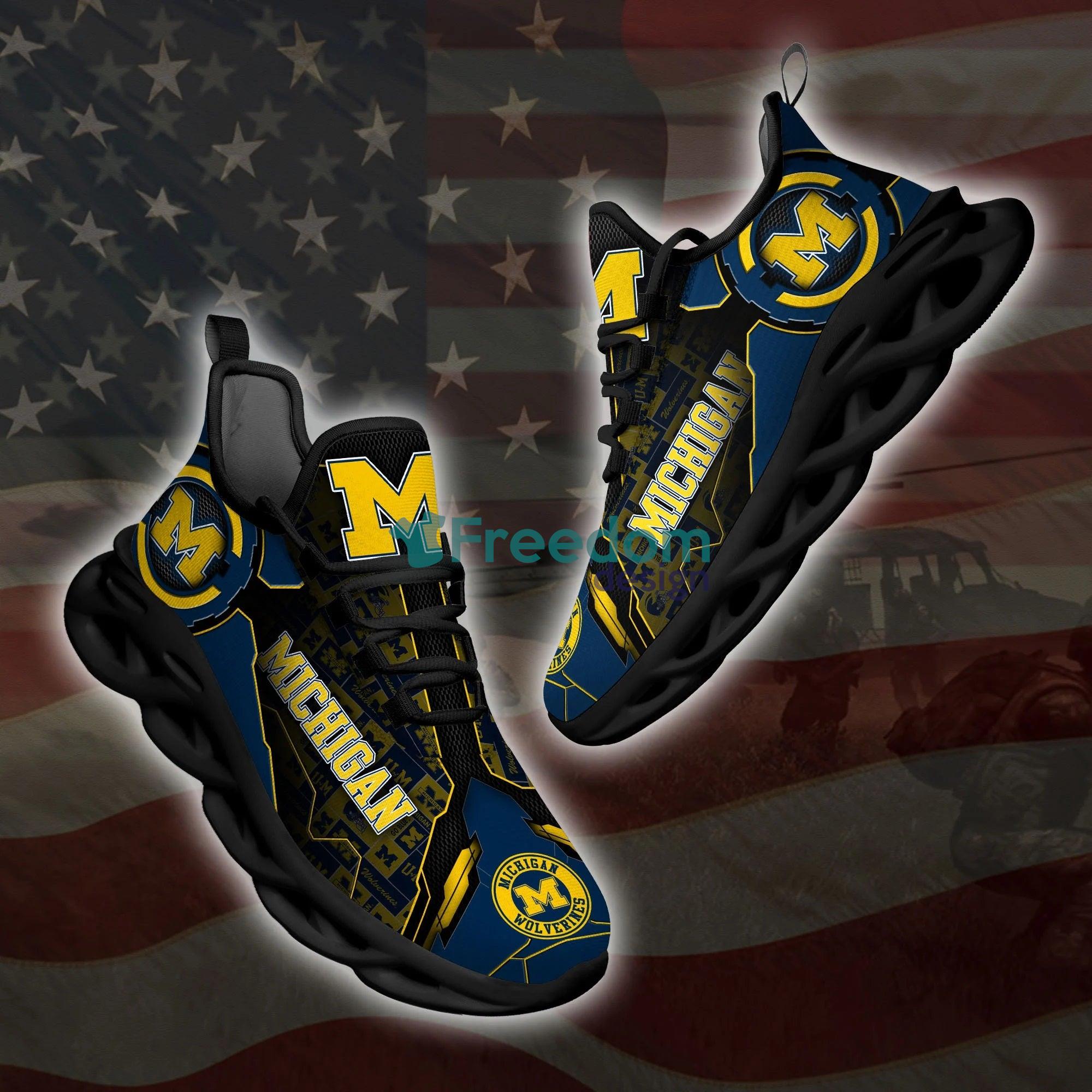 Michigan Wolverines Max Soul Snesker Running Shoes For Fans Product Photo 2