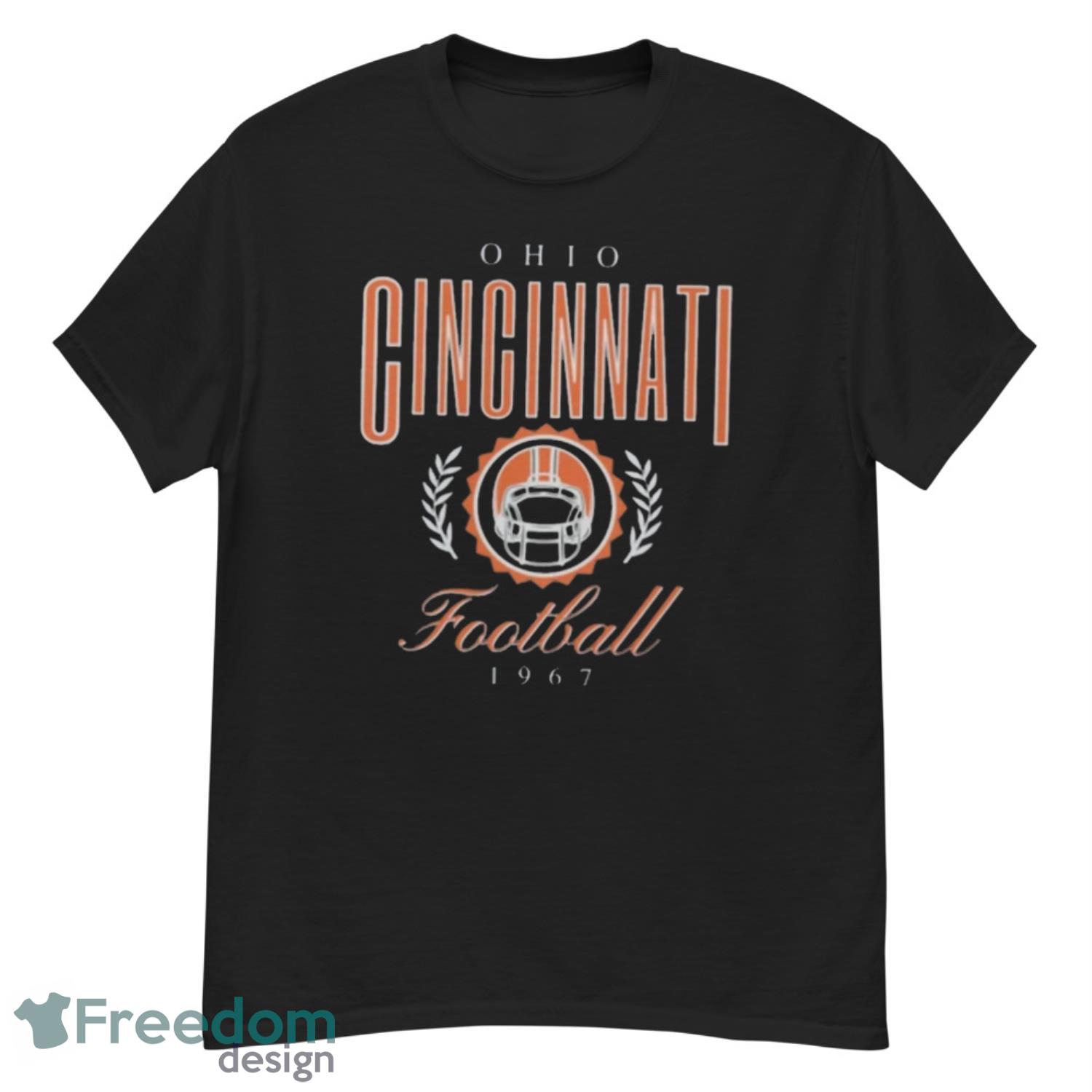 Cincinnati Football Vintage 90s Aesthetic Shirt - G500 Men’s Classic T-Shirt