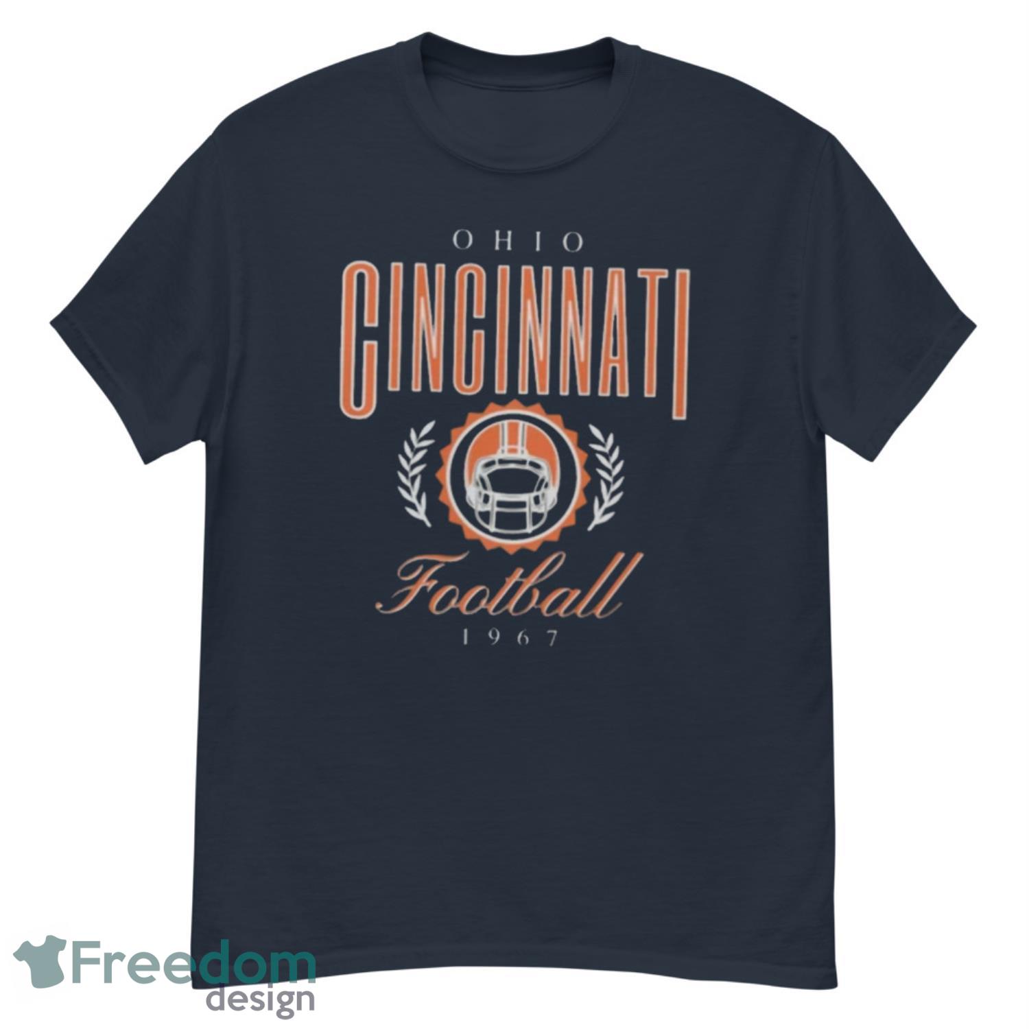 Cincinnati Football Vintage 90s Aesthetic Shirt - G500 Men’s Classic T-Shirt-1