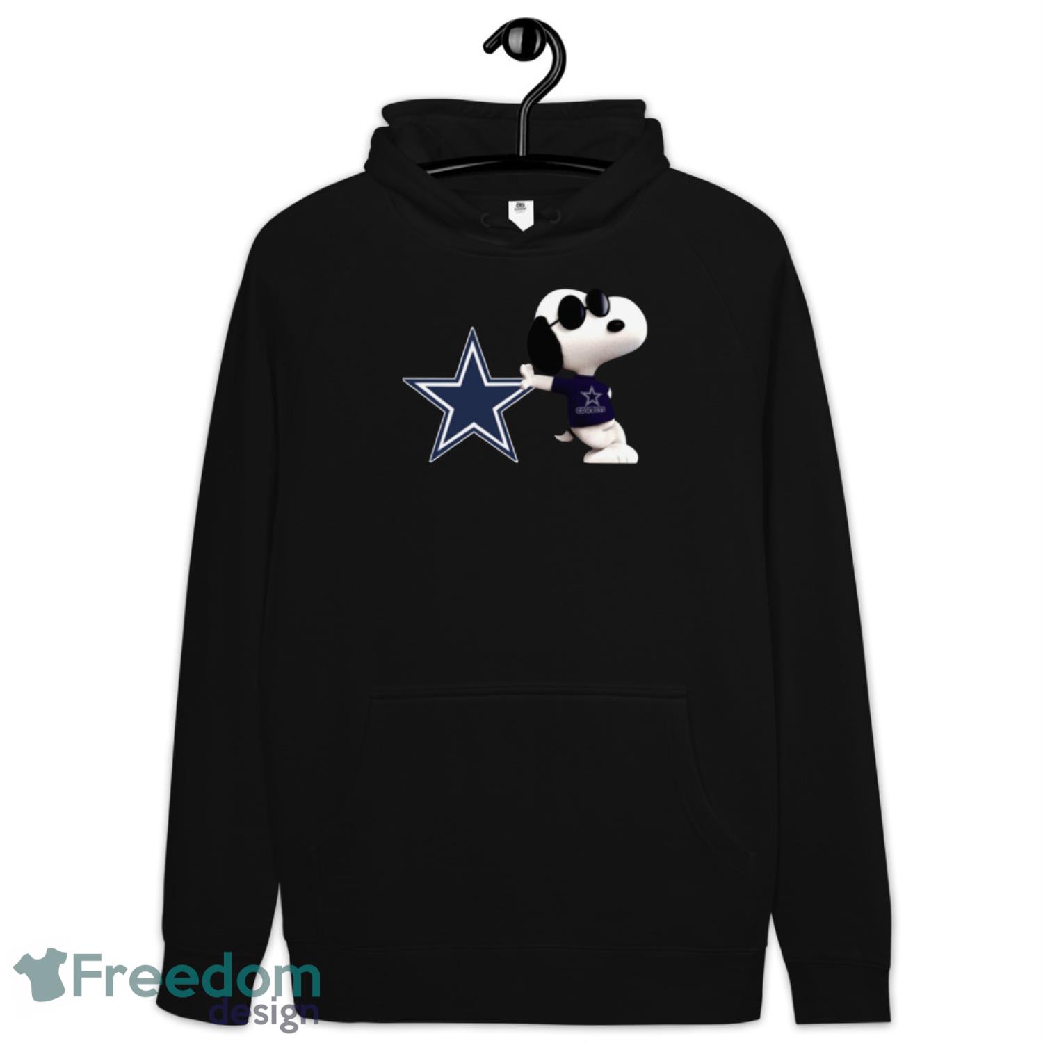NFL Dallas Cowboys Logo And Snoopy Dog T Shirt