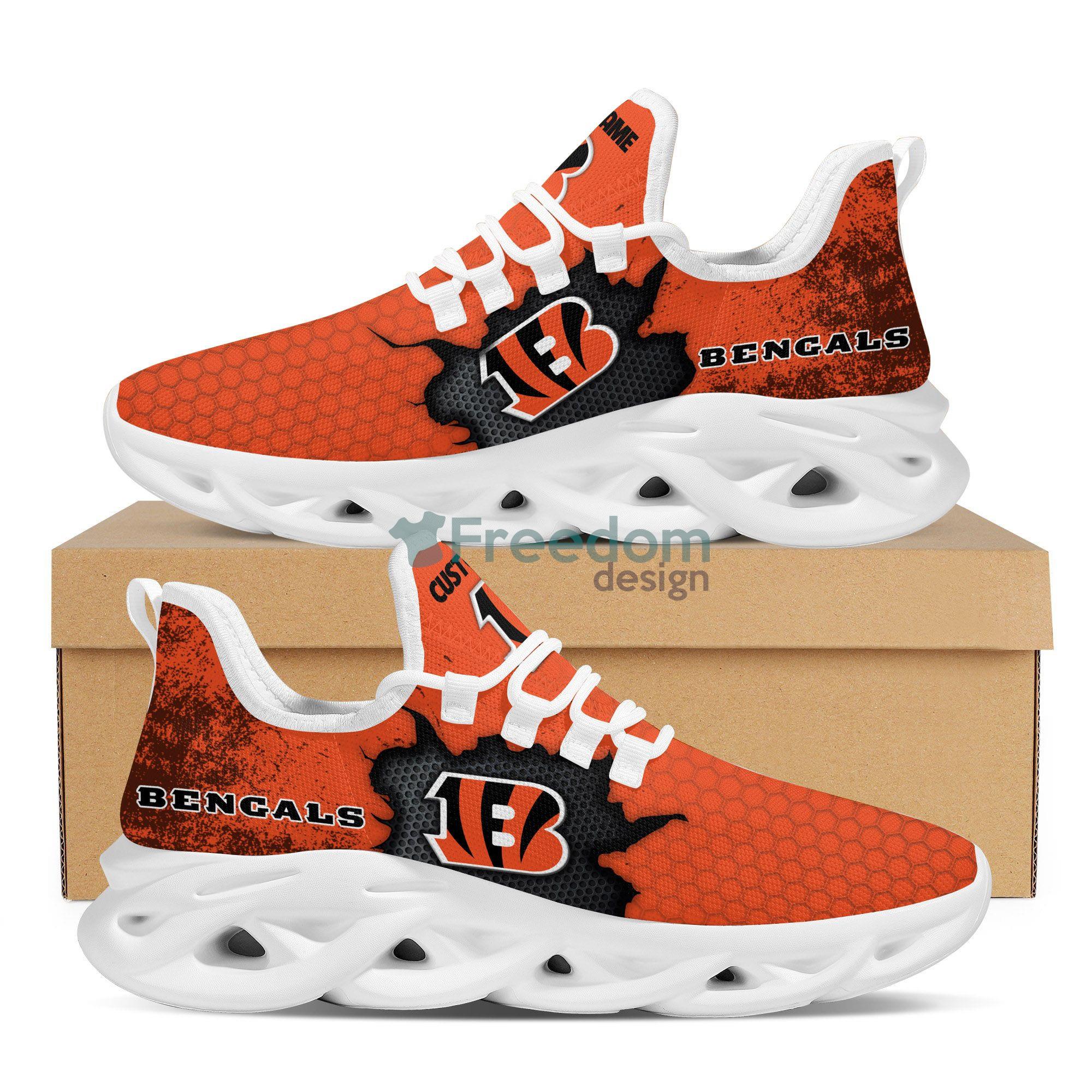 Cincinnati Bengals Cracked Custom Name Max Soul Sneaker Running Shoes For Fans Product Photo 1 Cincinnati Bengals Cracked Custom Name Max Soul Sneaker Running Shoes For Fans Product Photo 1