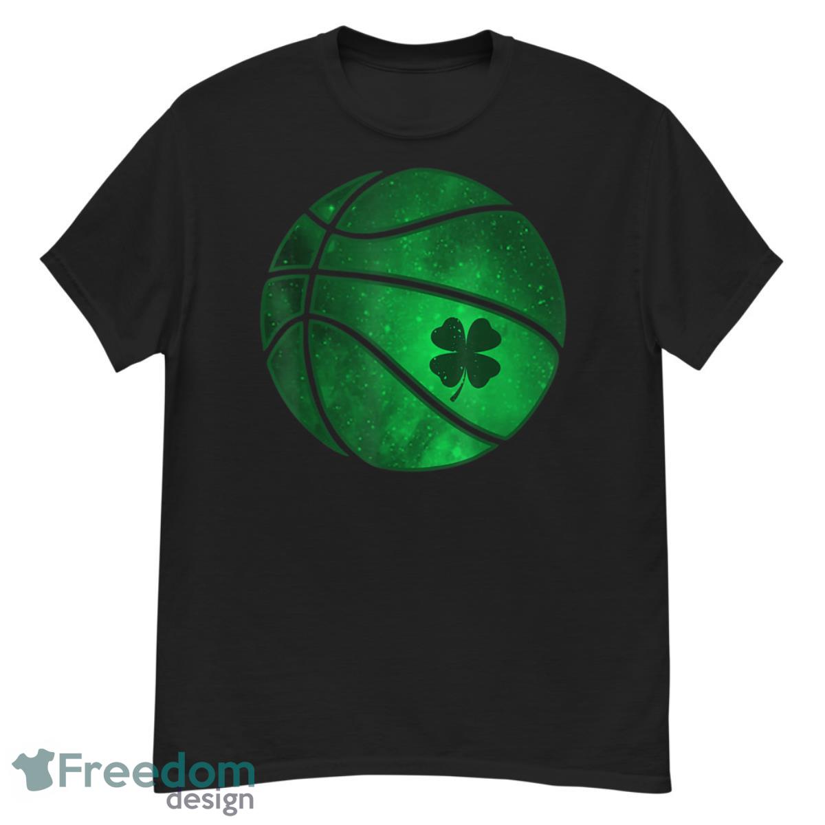 Basketball Shamrock Lucky Clover Irish St Patrick's Day Boys Shirt - G500 Men’s Classic T-Shirt