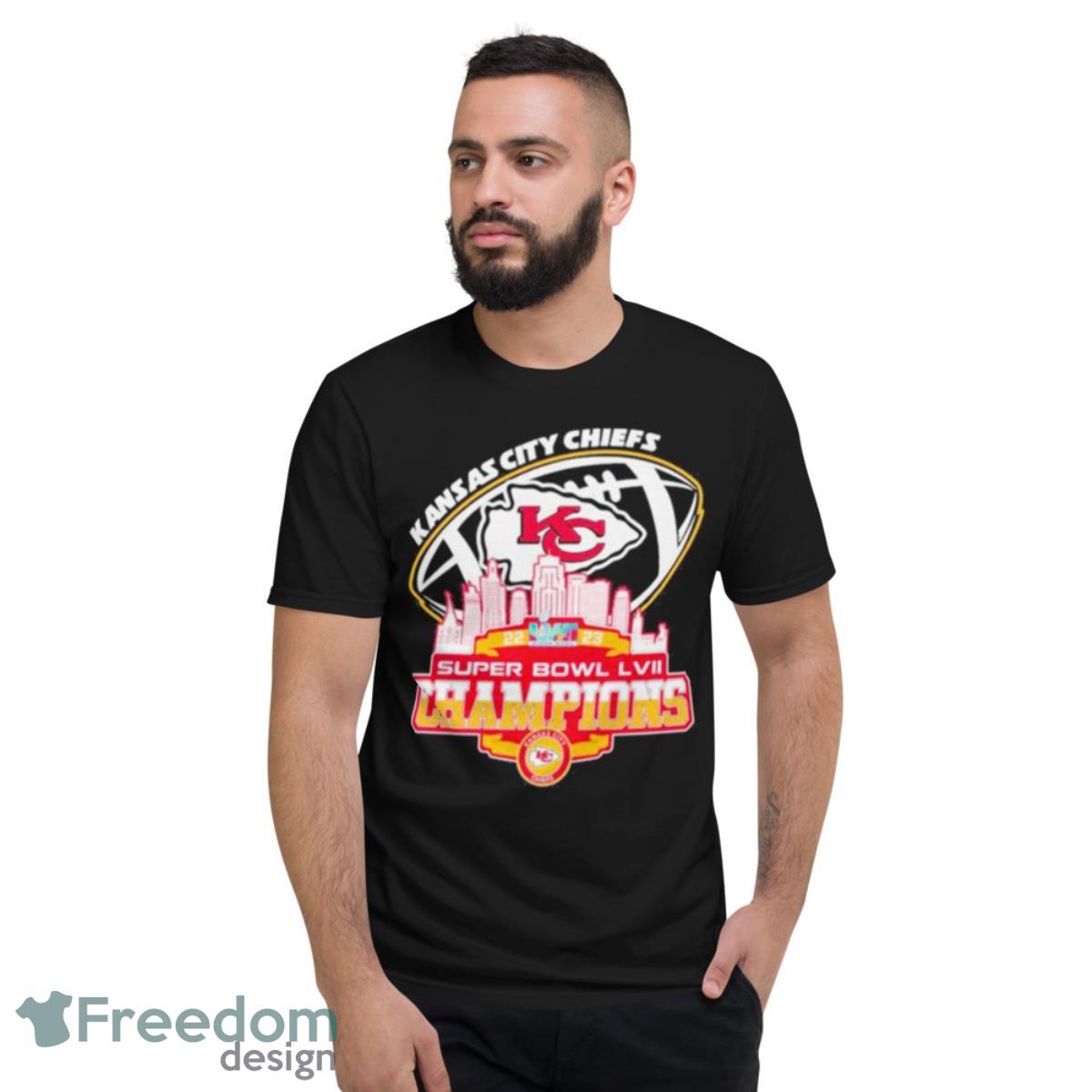 Kansas City Chiefs 2023 Super Bowl LVII Champions Skyline Shirt - Short Sleeve T-Shirt