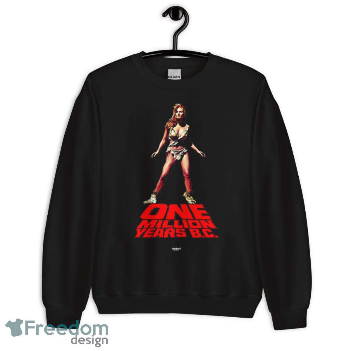 Raquel Welch Trendy Shirt - Unisex Crewneck Sweatshirt Raquel Welch Trendy Shirt - Unisex Crewneck Sweatshirt