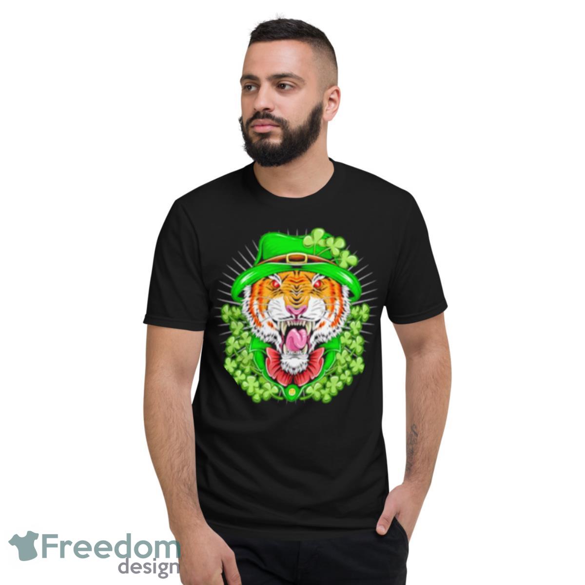 St Patricks Day Lucky Shamrock Tiger Shirt - Short Sleeve T-Shirt