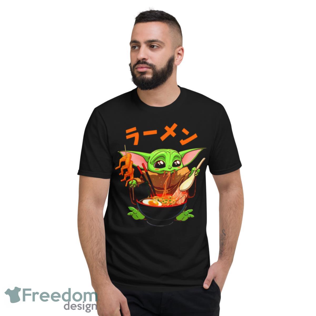 Baby Yoda Eating Ramen The Mandalorian shirt - Short Sleeve T-Shirt