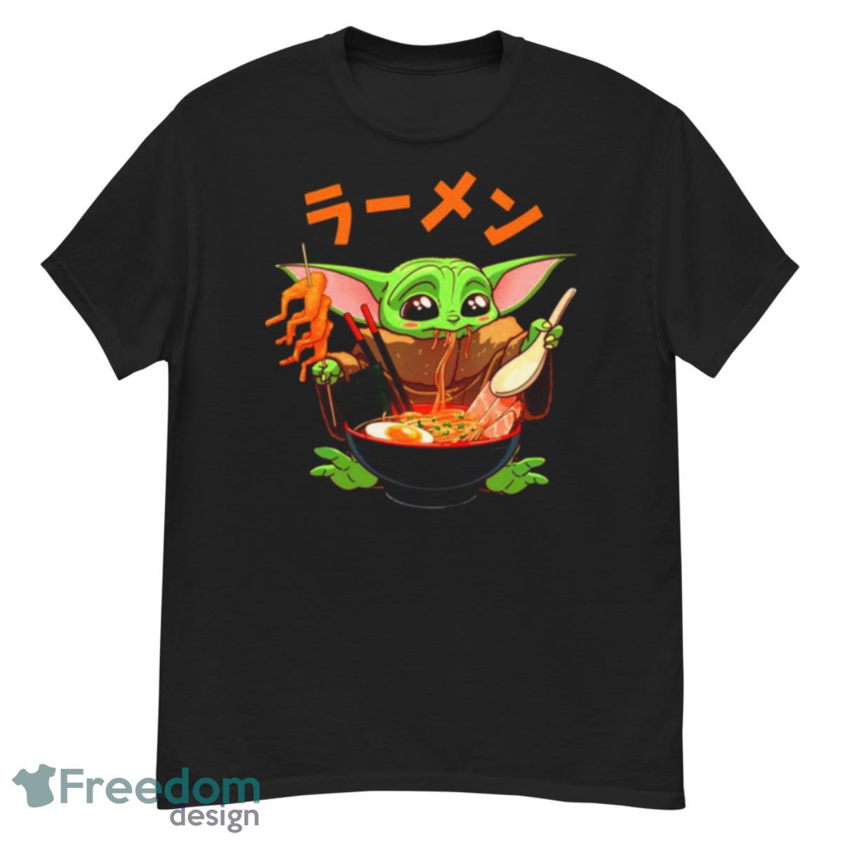 Baby Yoda Eating Ramen The Mandalorian shirt - G500 Men’s Classic T-Shirt