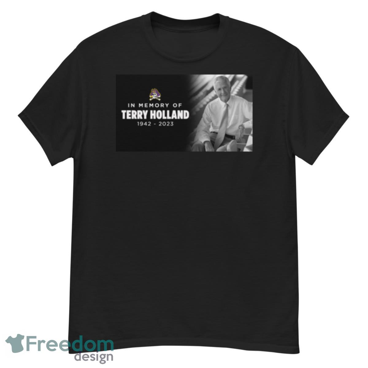 ECU Mourns In Memory Of Terry Holland 1942 2023 Shirt - G500 Men’s Classic T-Shirt