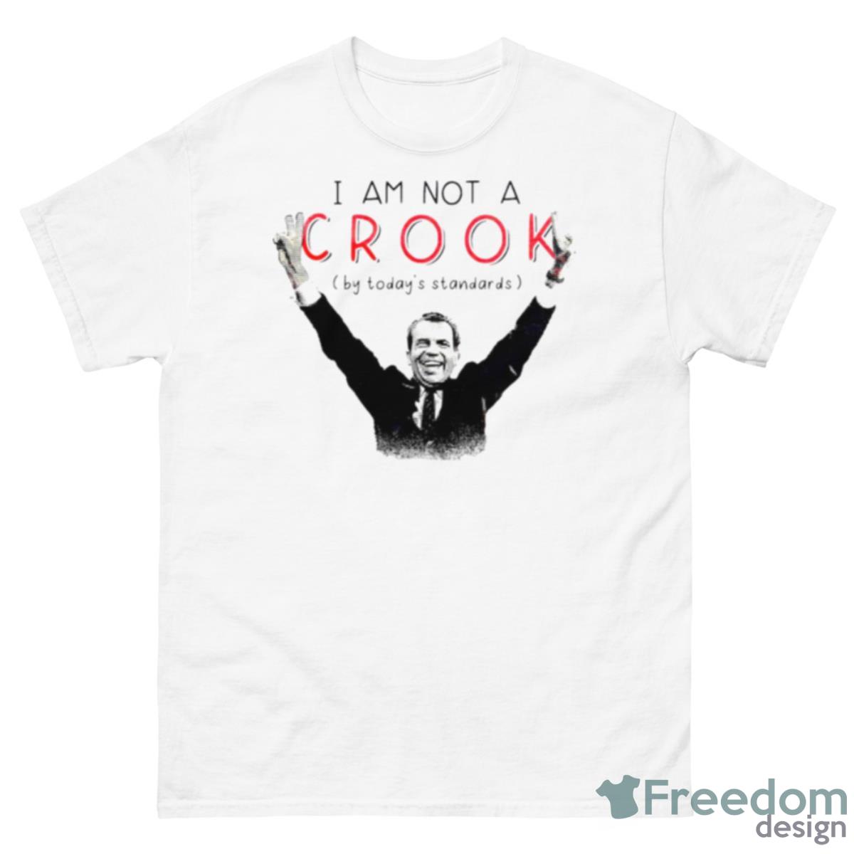 I Am Not A Crook Shirt - 500 Men’s Classic Tee Gildan