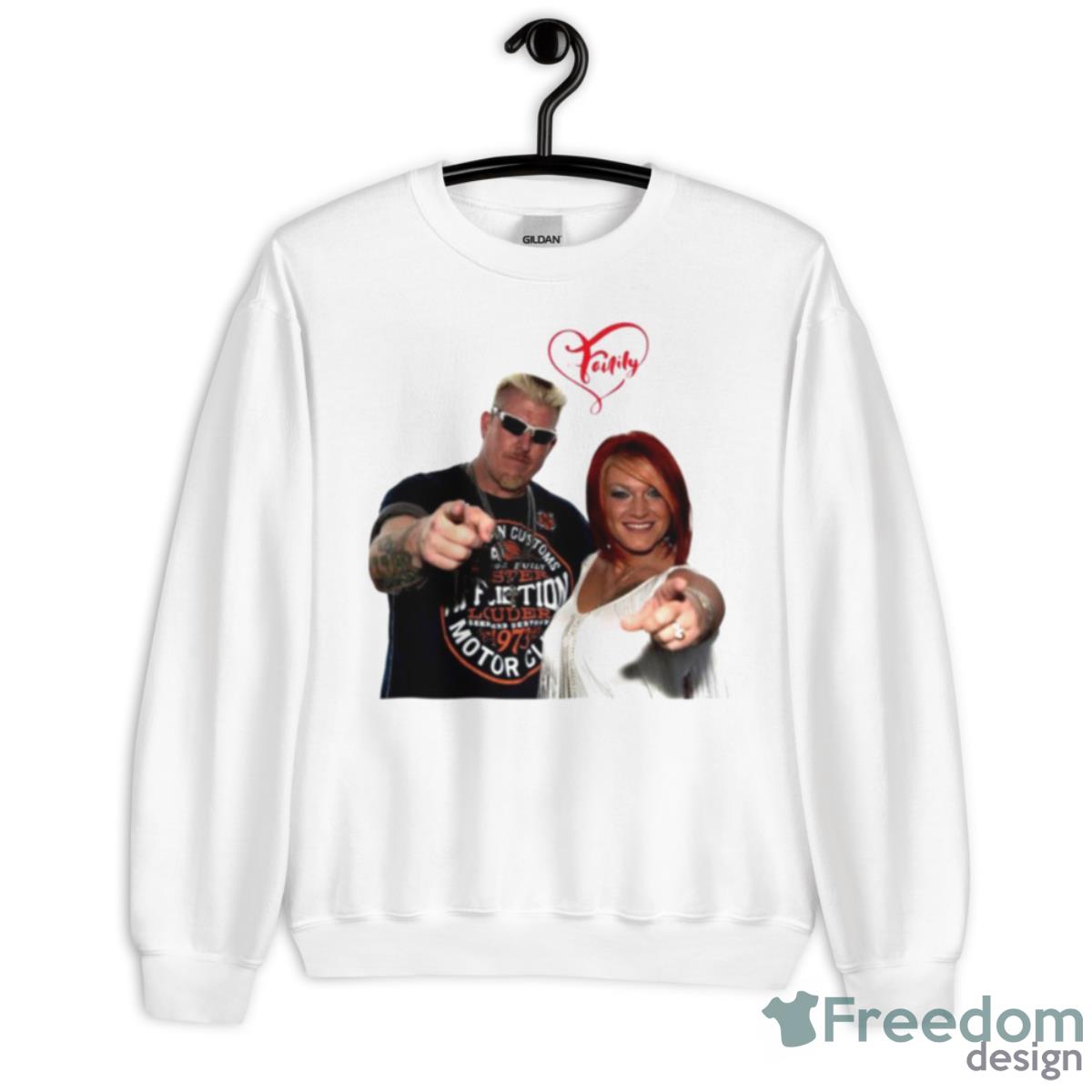 Lizard Lick Towing Family Love Shirt - Unisex Heavy Blend Crewneck Sweatshirt