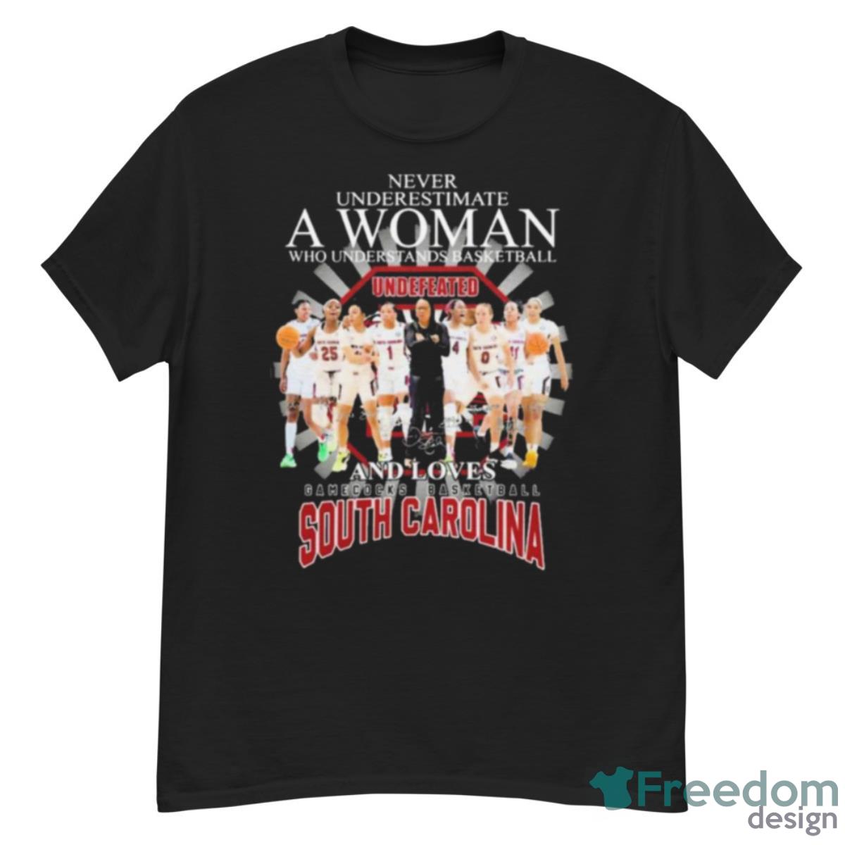 Never Underestimate Gamecocks Basketball South Carolina Shirt - G500 Men’s Classic T-Shirt