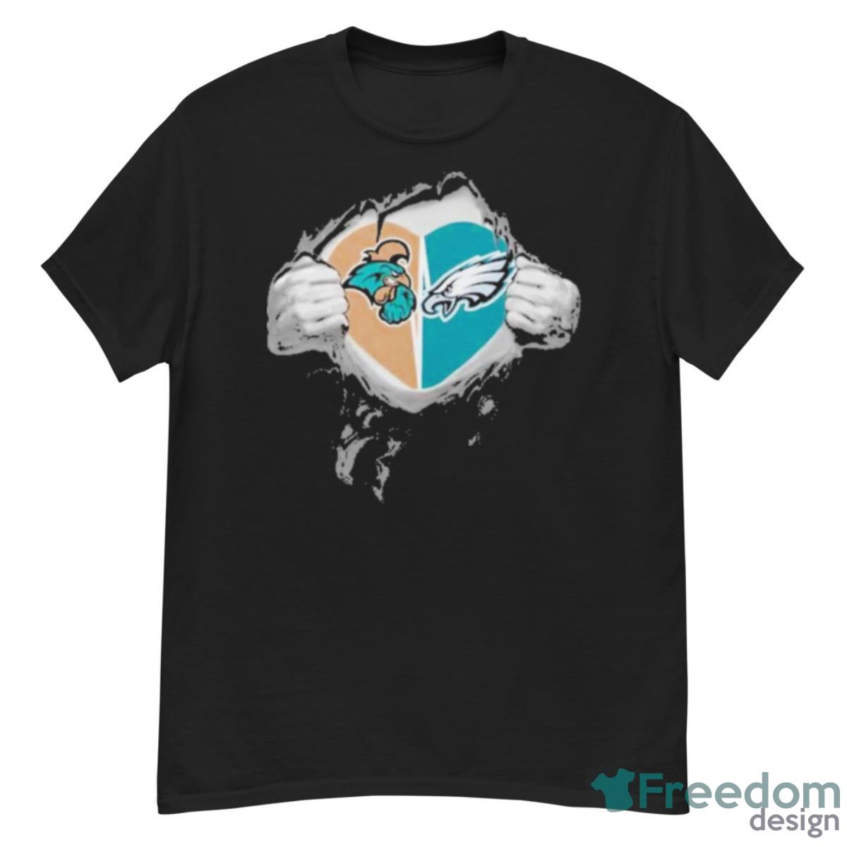 Original Philadelphia Eagles Coastal Carolina Chanticleers In My HeartbeaShirt - G500 Men’s Classic T-Shirt