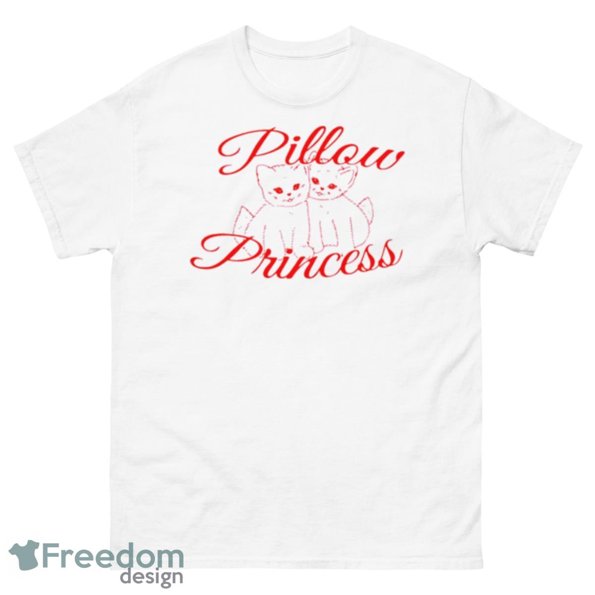 Pillow Princess Shirt - 500 Men’s Classic Tee Gildan