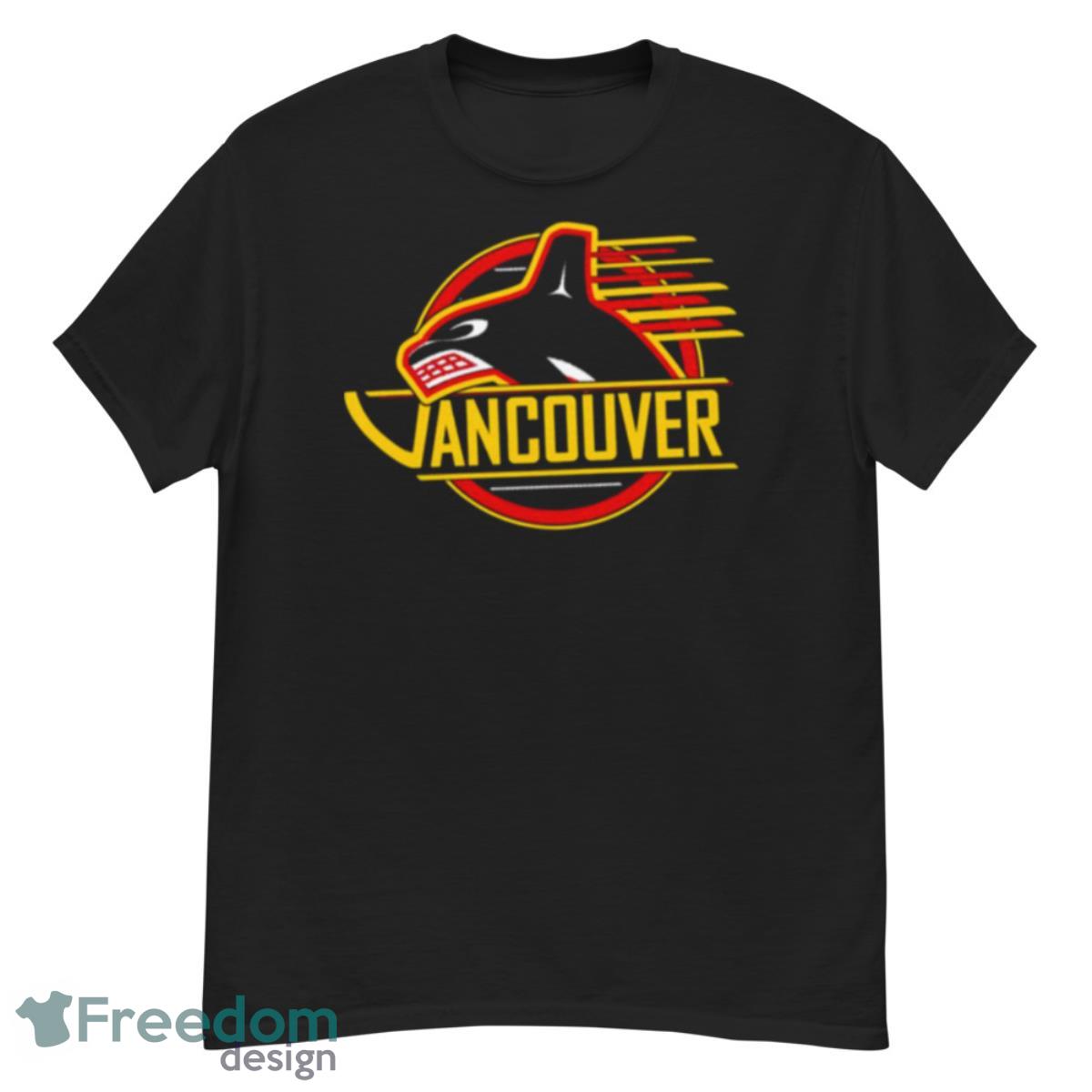 Rare Vancouver Hockey Retro Canucks Shirt - G500 Men’s Classic T-Shirt