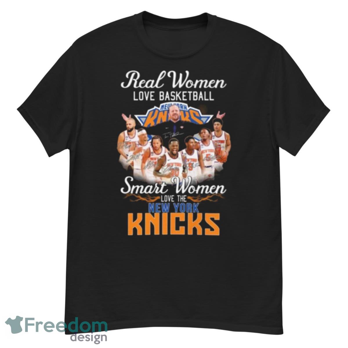 Real Women Love Basketball Smart Women Love The New York Knicks Signatures Shirt - G500 Men’s Classic T-Shirt