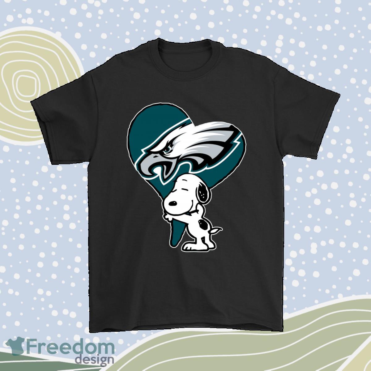 Snoopy Hugs The Philadelphia Eagles Heart Nfl Shirt Product Photo 1