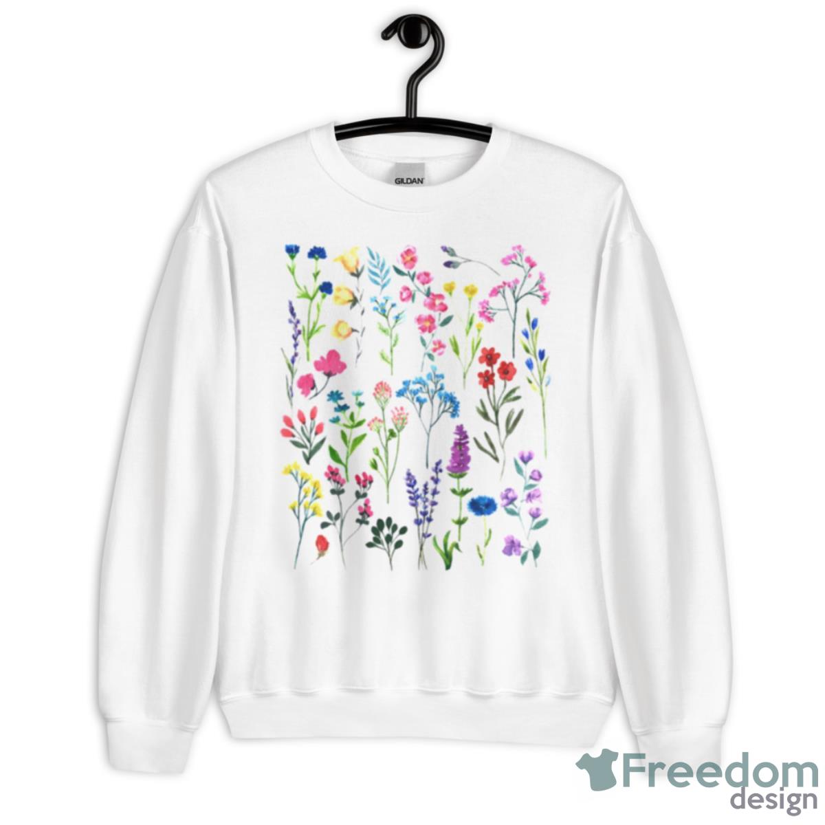 Aesthetic Beautiful Wildflowers Shirt - Unisex Heavy Blend Crewneck Sweatshirt