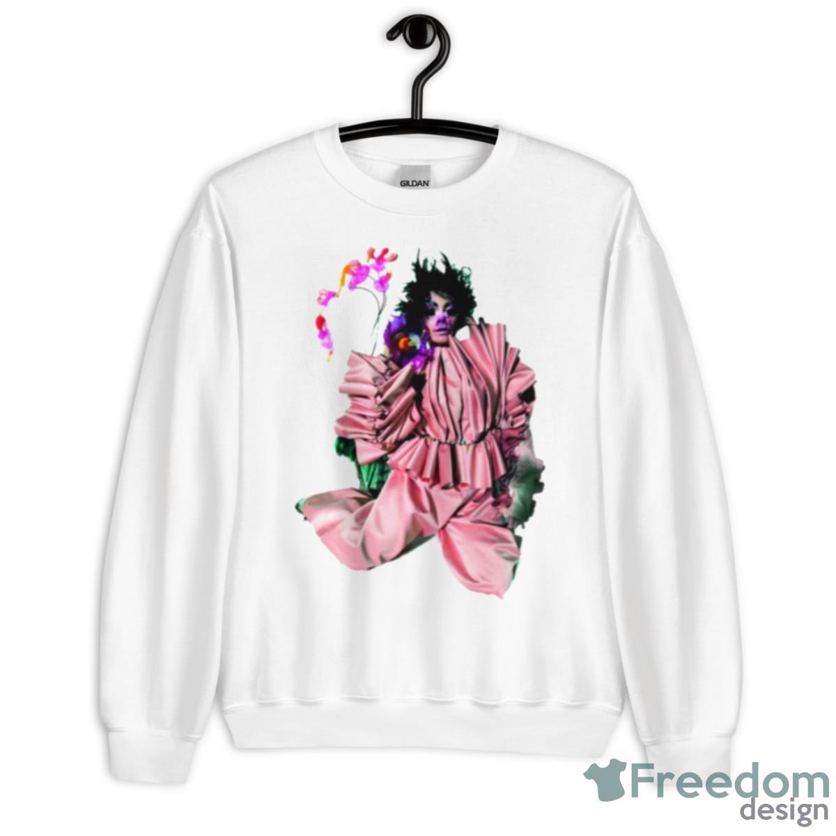 Björk Singer Shirt - Unisex Heavy Blend Crewneck Sweatshirt