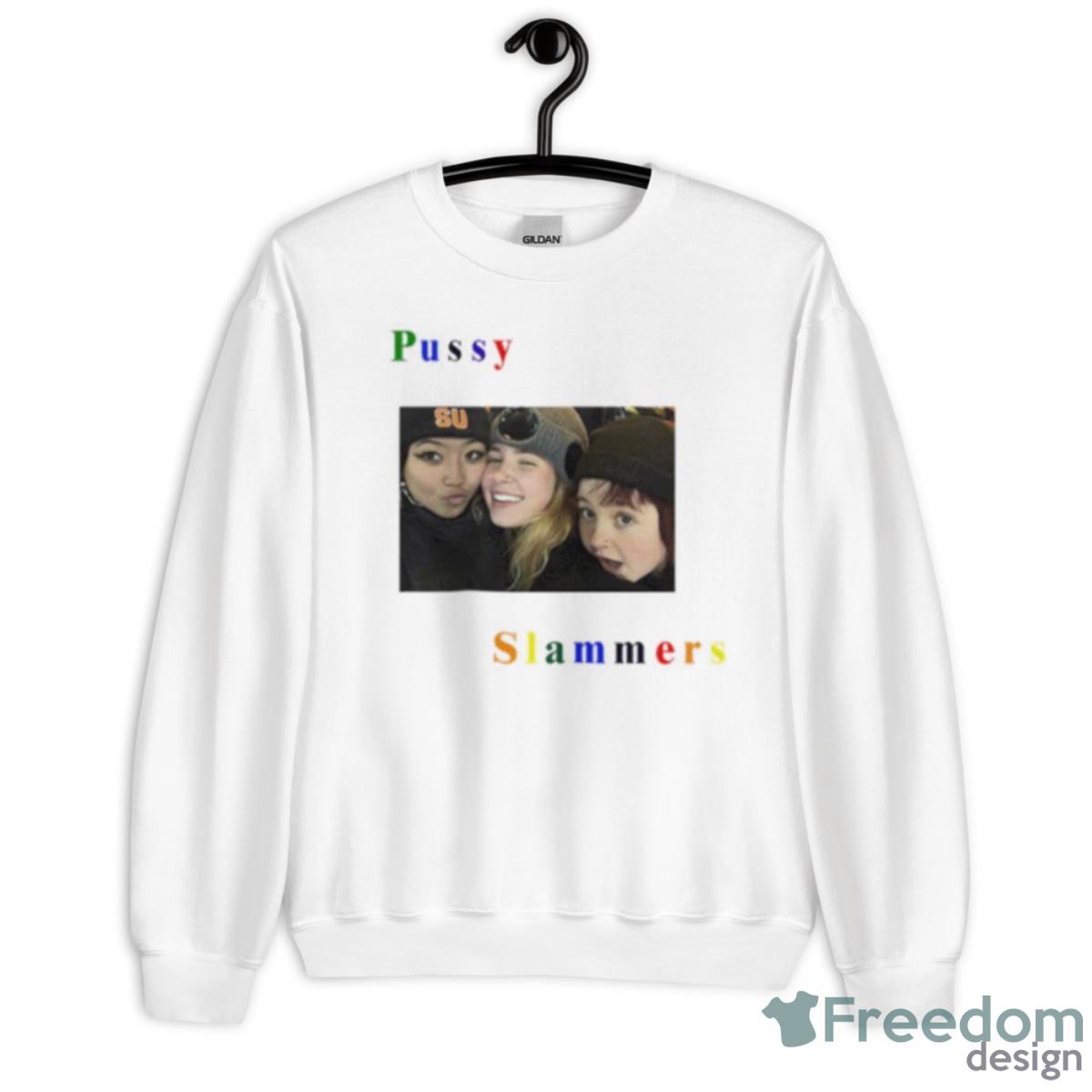 Clairo Media Pussy Slammers Shirt - Unisex Heavy Blend Crewneck Sweatshirt