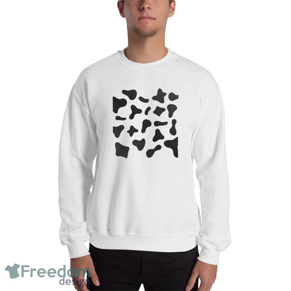 Cow Print pattern design polo white vintage T shirts gift for mens and womens - 18000 Unisex Heavy Blend Crewneck Sweatshirt Cow Print pattern design polo white vintage T shirts gift for mens and womens - 18000 Unisex Heavy Blend Crewneck Sweatshirt