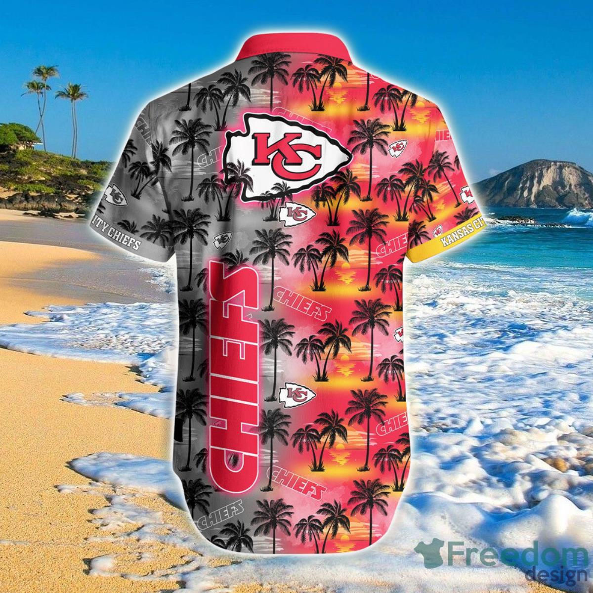 Kansas City Chiefs Hawaiian Shirt Palm Tree Pattern Product Photo 2