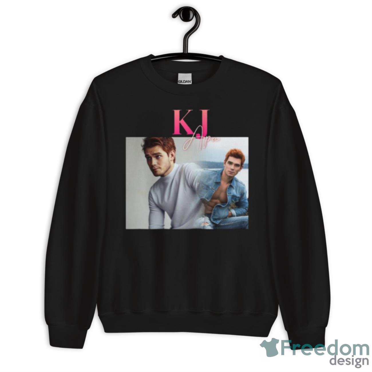 Kj Apa Archie Andrews Retro Vintage Shirt - Unisex Crewneck Sweatshirt