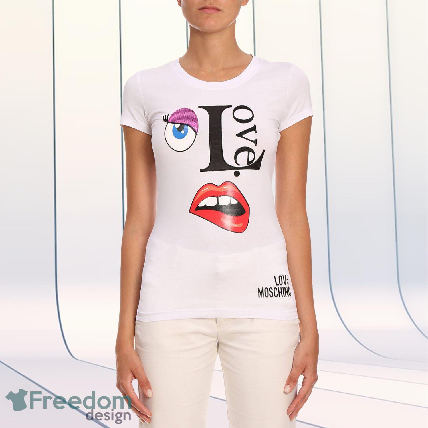 Love in 3d - Love - T-Shirt