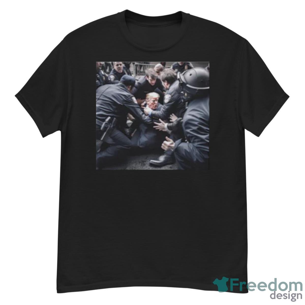 Men’s Donald Trump Detained Shirt - G500 Men’s Classic T-Shirt