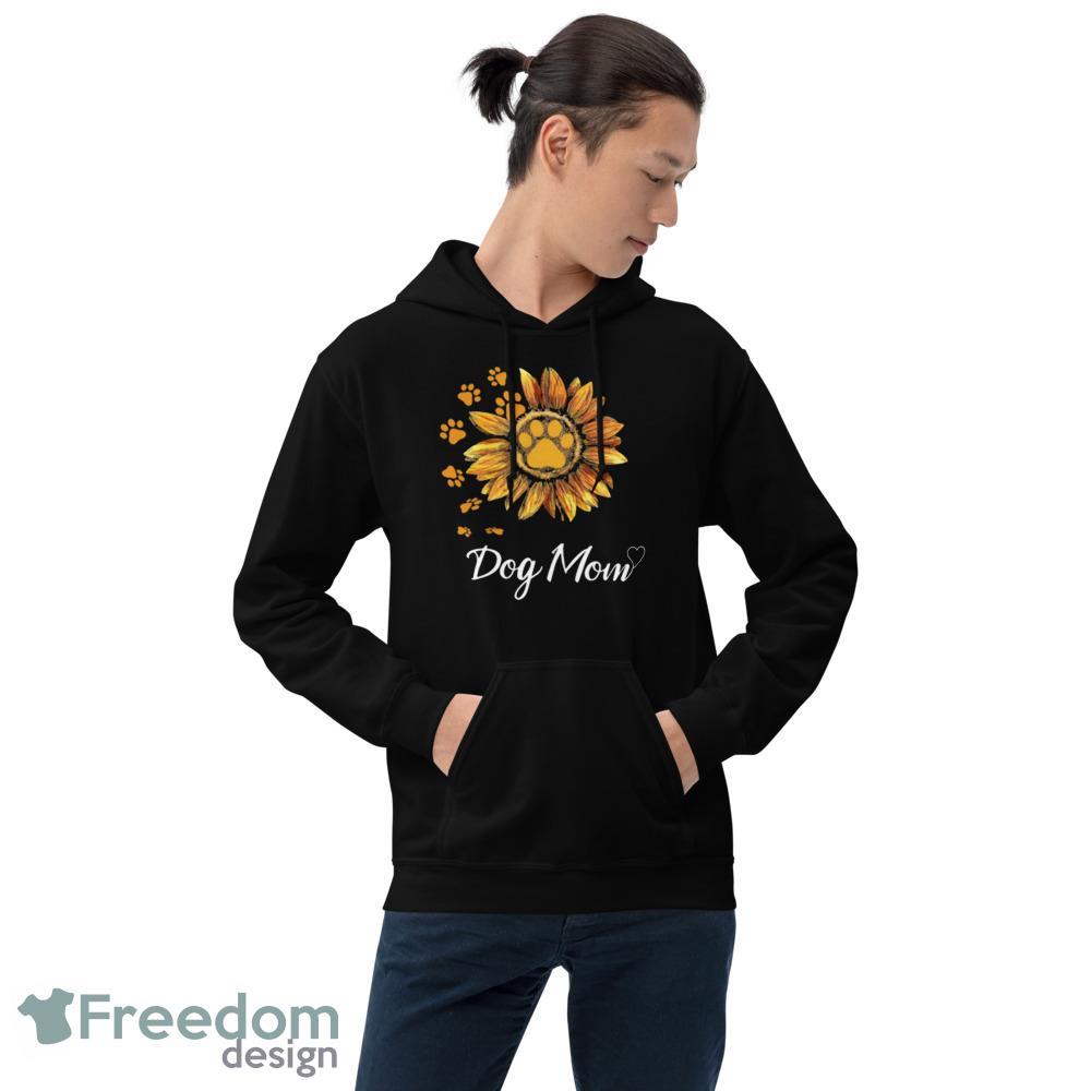 https://image.freedomdesignstore.com/2023-04/mothers-day-gift-sunflower-dog-mom-design-t-shirts-mothers-day-dog-mom-gifts-1.jpeg