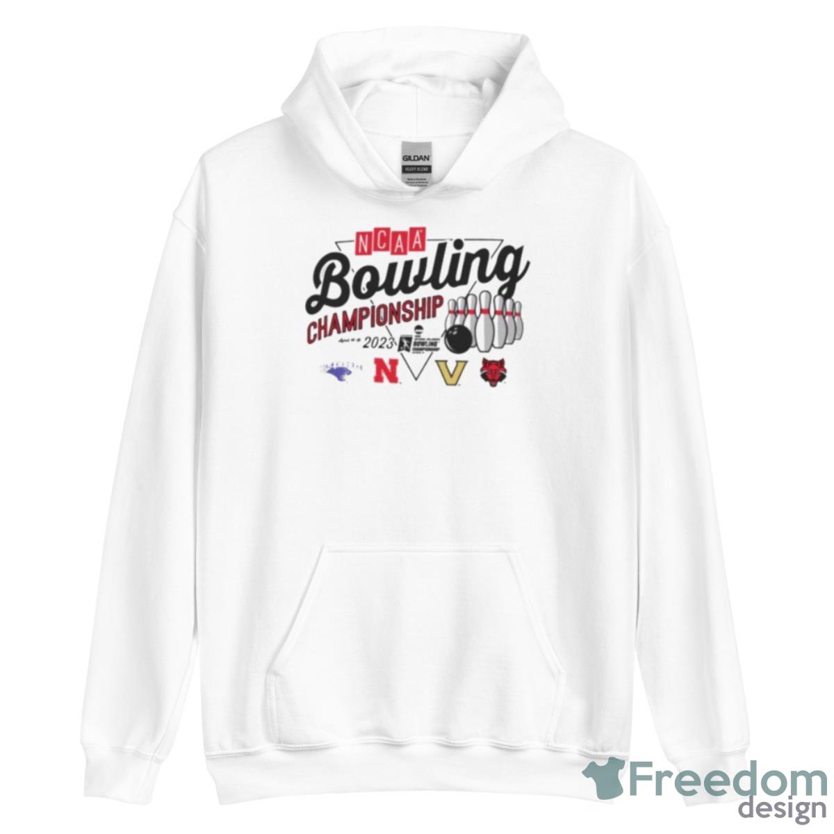 National Collegiate Women’s Bowling Championship 2023 Four Team Shirt - Unisex Heavy Blend Hooded Sweatshirt National Collegiate Women’s Bowling Championship 2023 Four Team Shirt - Unisex Heavy Blend Hooded Sweatshirt