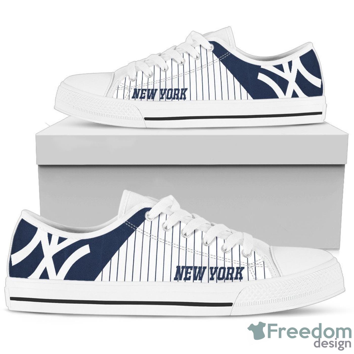 New York Yankees MLB Womens Low Top Repeat Print Canvas Shoes