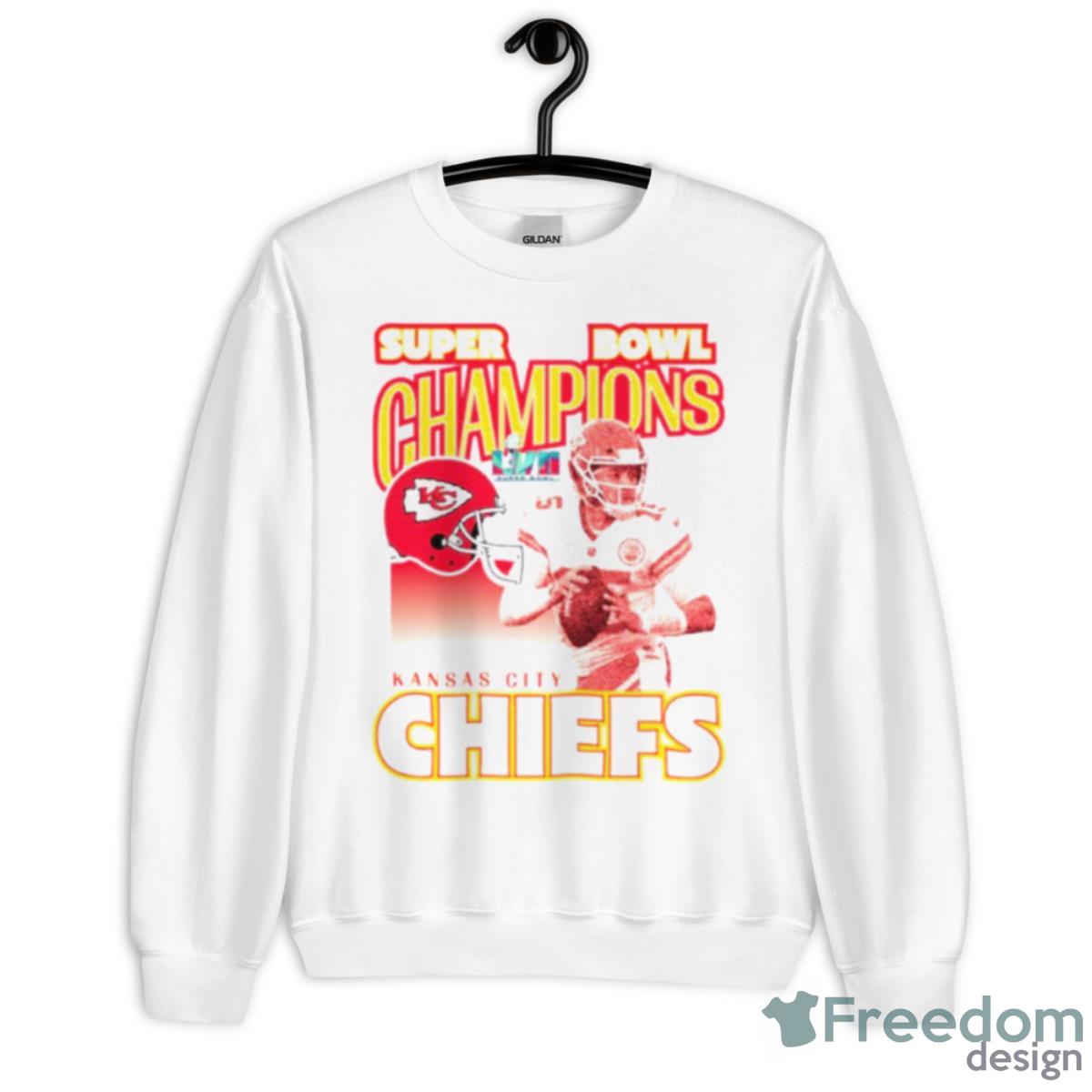 Patrick Mahomes Super Champions Of LVII Kansas City Chiefs Shirt - Unisex Heavy Blend Crewneck Sweatshirt