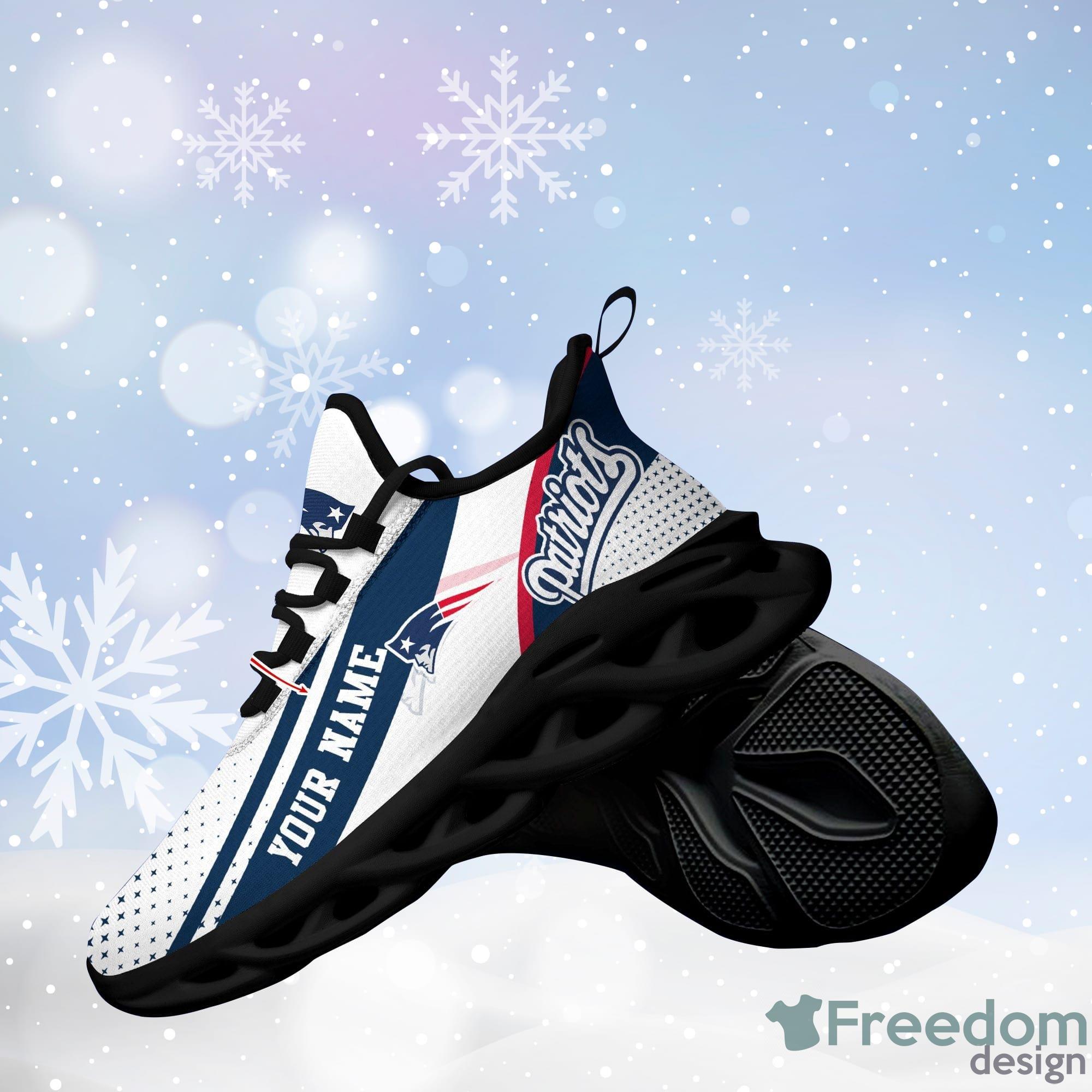 Personalized New England Patriots Max Soul Running Shoes Product Photo 1