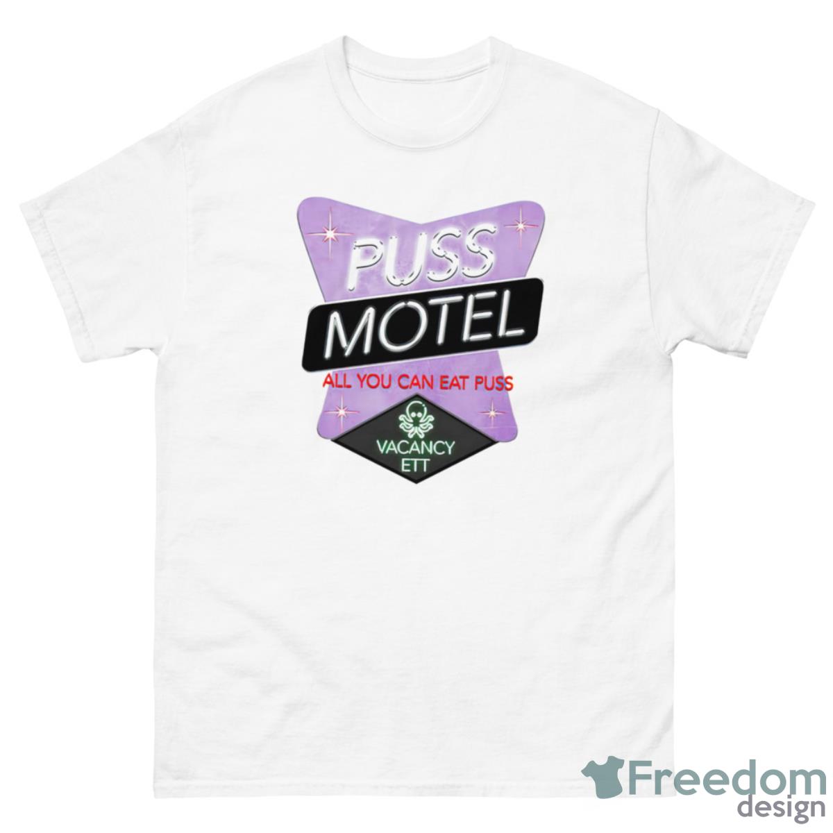 Puss Motel Shirt - 500 Men’s Classic Tee Gildan