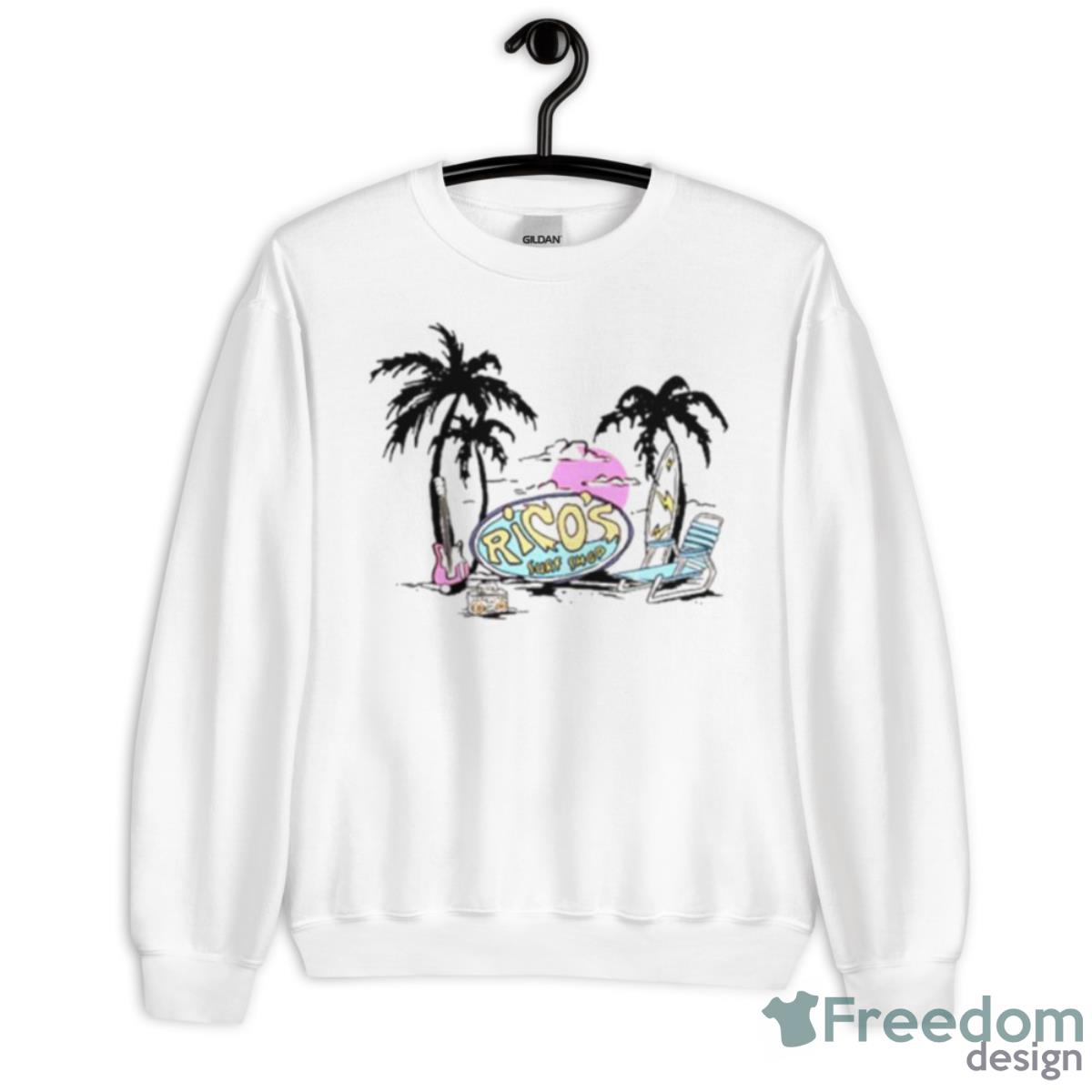 Rico’s Surf Shop Shirt - Unisex Heavy Blend Crewneck Sweatshirt