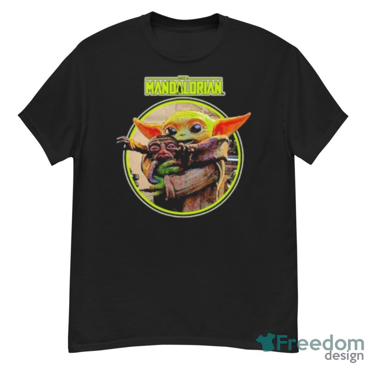 Star Wars The Mandalorian Grogu Hugging An Anzellan Shirt - G500 Men’s Classic T-Shirt