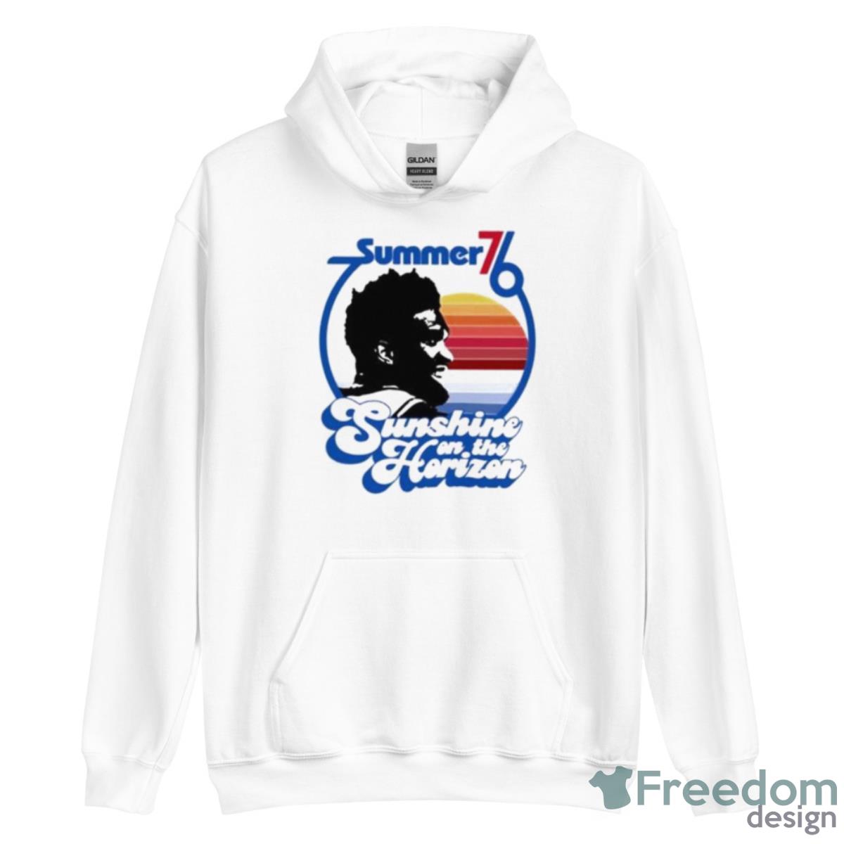 Summer 76 Sunshine On The Horizon Philadelphia 76ers Shirt - Unisex Heavy Blend Hooded Sweatshirt