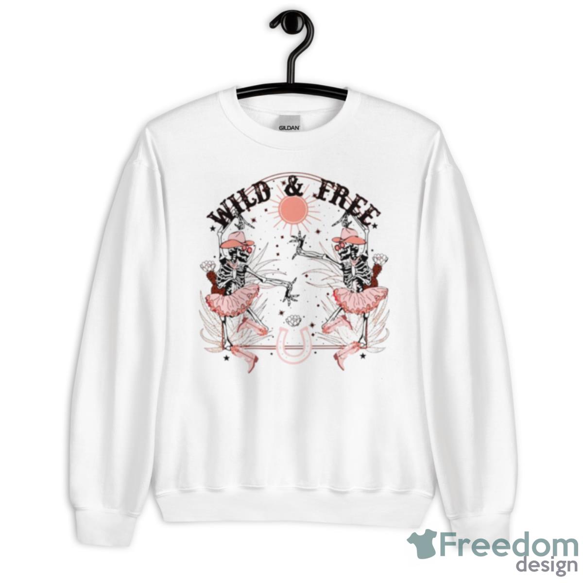 Wild And Free Skull Dance Shirt - Unisex Heavy Blend Crewneck Sweatshirt