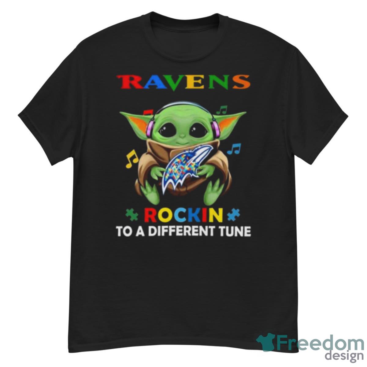 Baby Yoda Hug Baltimore Ravens Autism Rockin To A Different Tune Shirt - G500 Men’s Classic T-Shirt