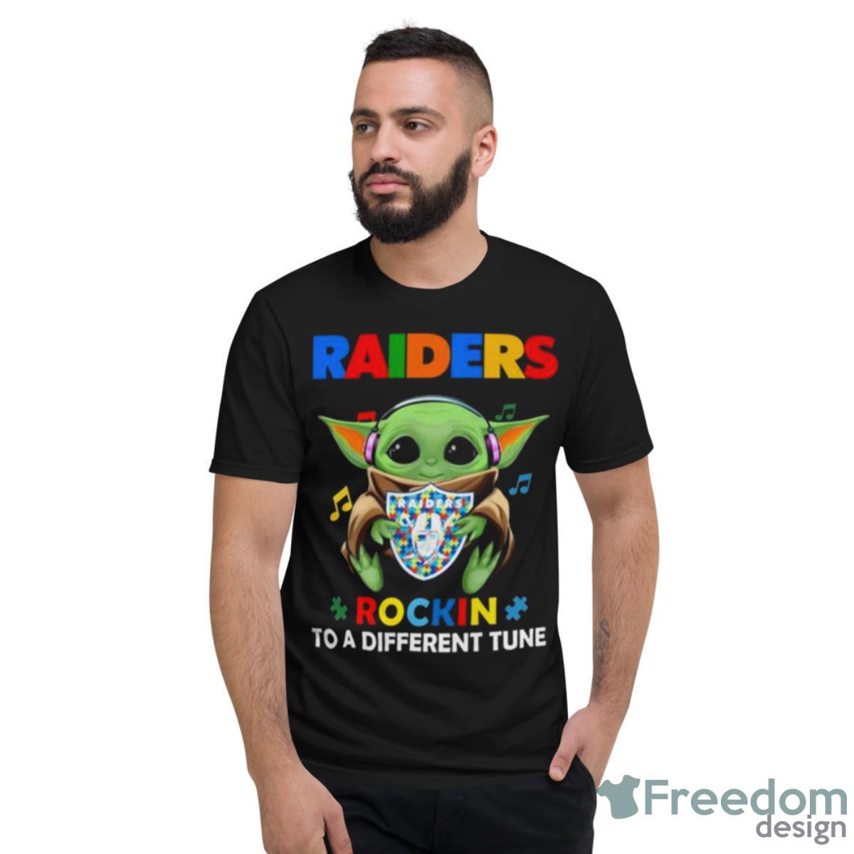 Baby Yoda Hug Las Vegas Raiders Autism Rockin To A Different Tune shirt - Short Sleeve T-Shirt