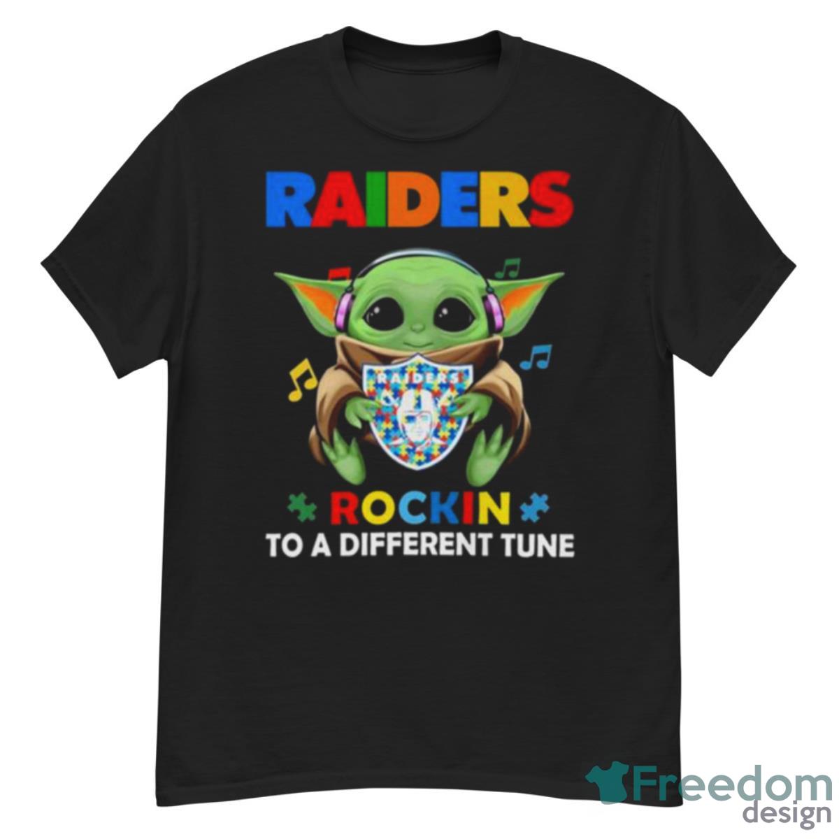 Baby Yoda Hug Las Vegas Raiders Autism Rockin To A Different Tune shirt - G500 Men’s Classic T-Shirt