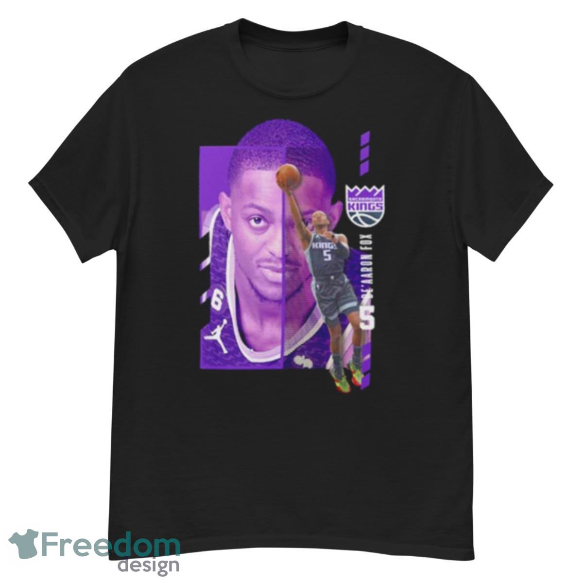 De’Aaron Fox Sacramento Kings Player Name & Number Jump Pass Shirt - G500 Men’s Classic T-Shirt