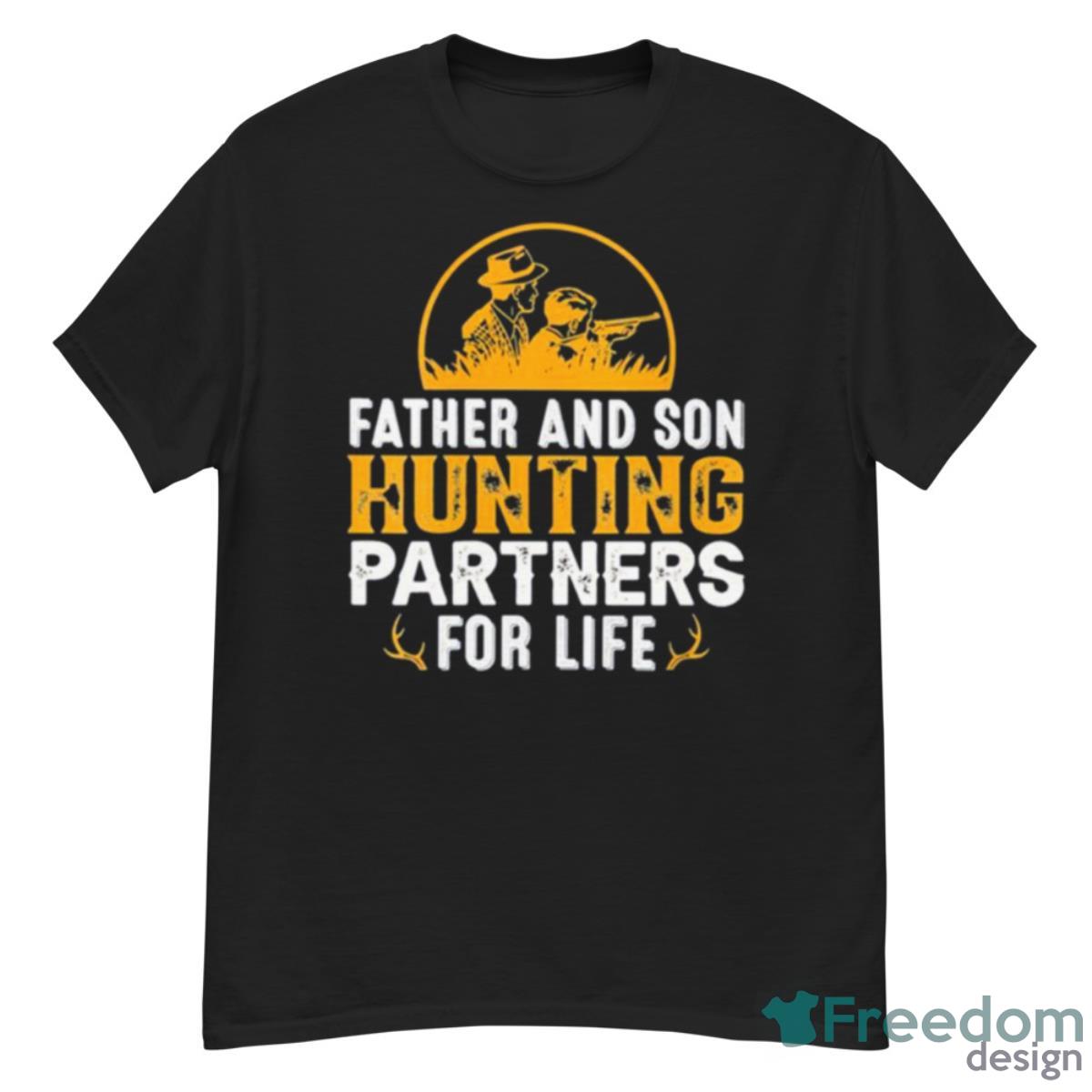 Father And Son Hunting Partners For Life Shirt - G500 Men’s Classic T-Shirt
