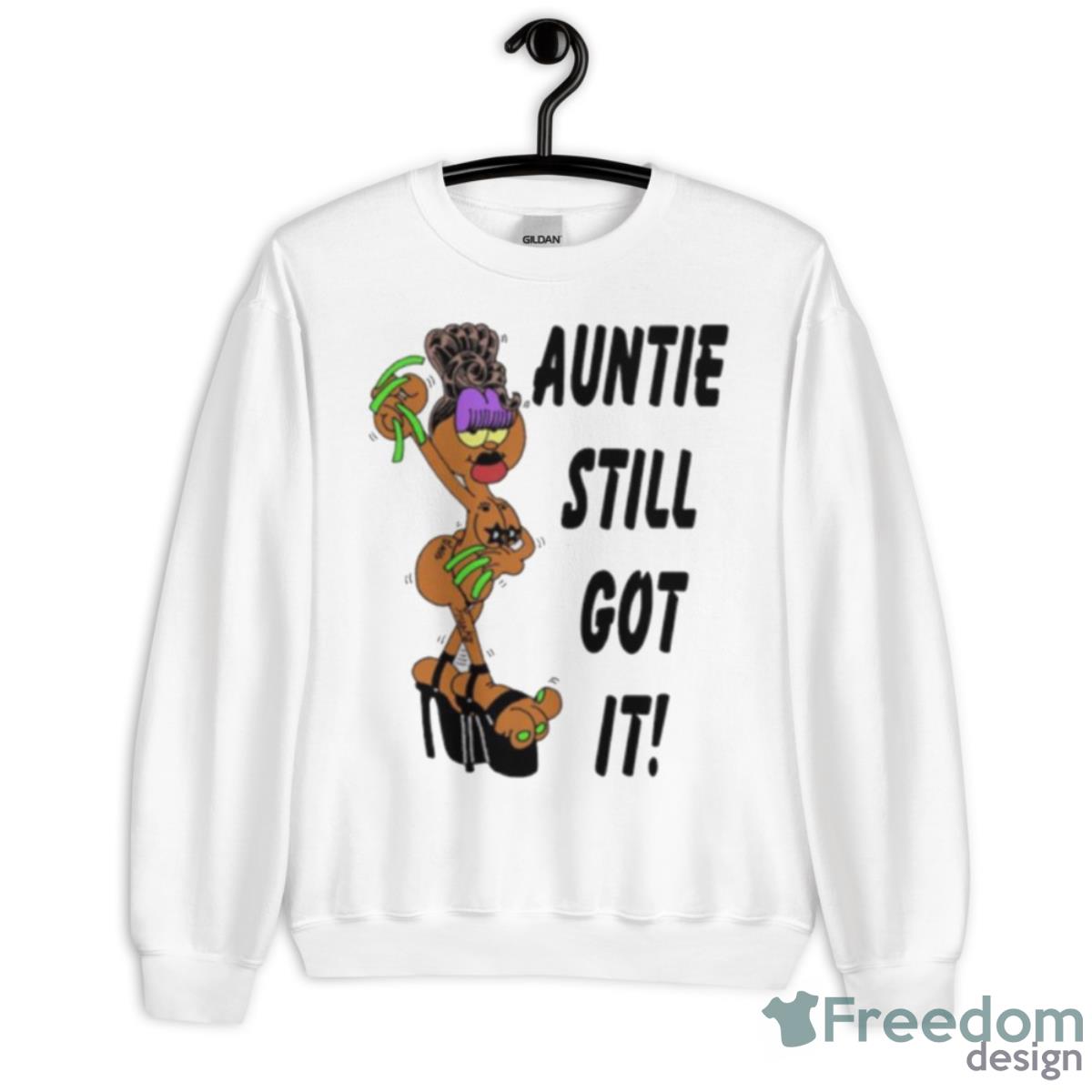 Garfield Auntie Still Got It Shirt - Unisex Heavy Blend Crewneck Sweatshirt