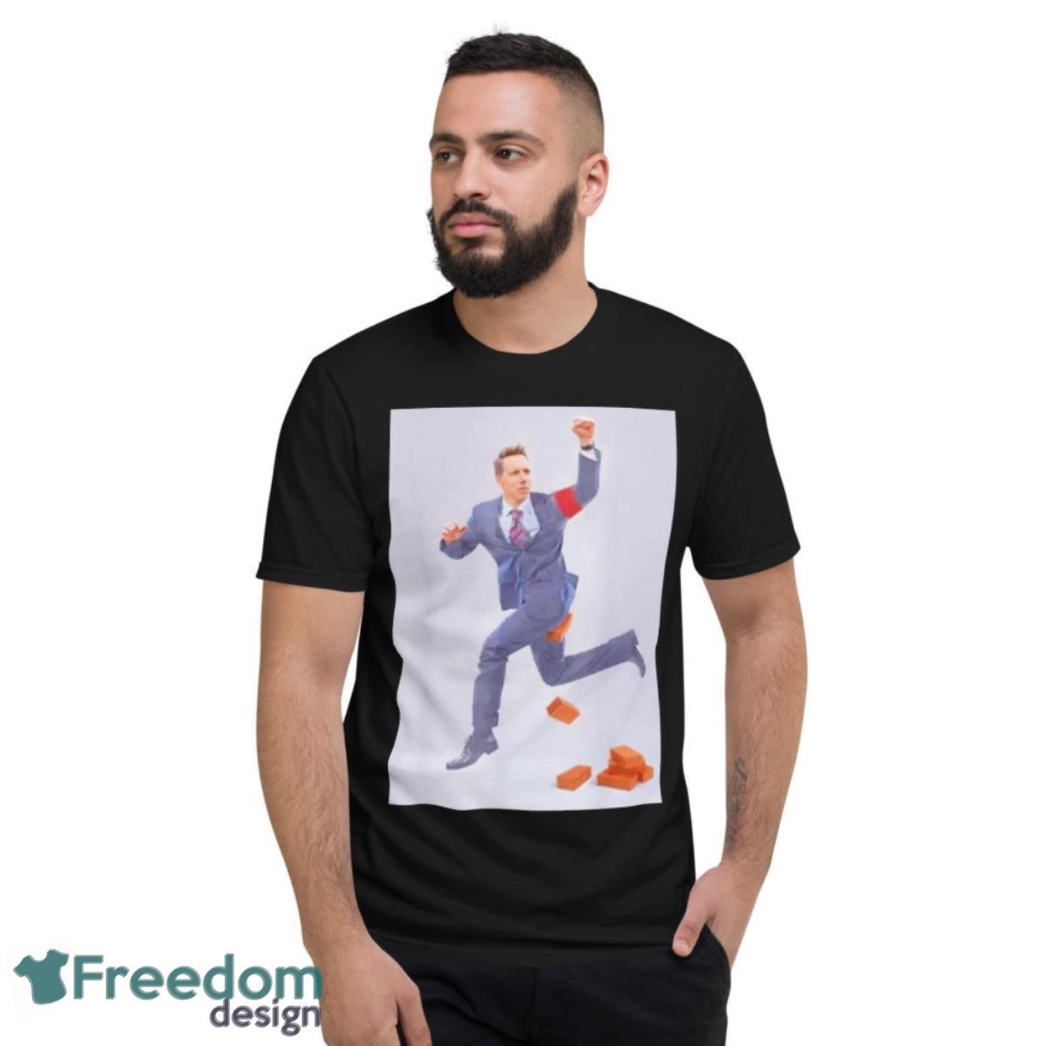 Josh Hawley Run Free Funny Shirt - Short Sleeve T-Shirt