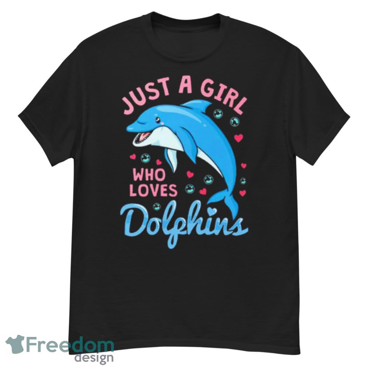 Just A Girl Who Loves Dolphins T Shirt - G500 Men’s Classic T-Shirt