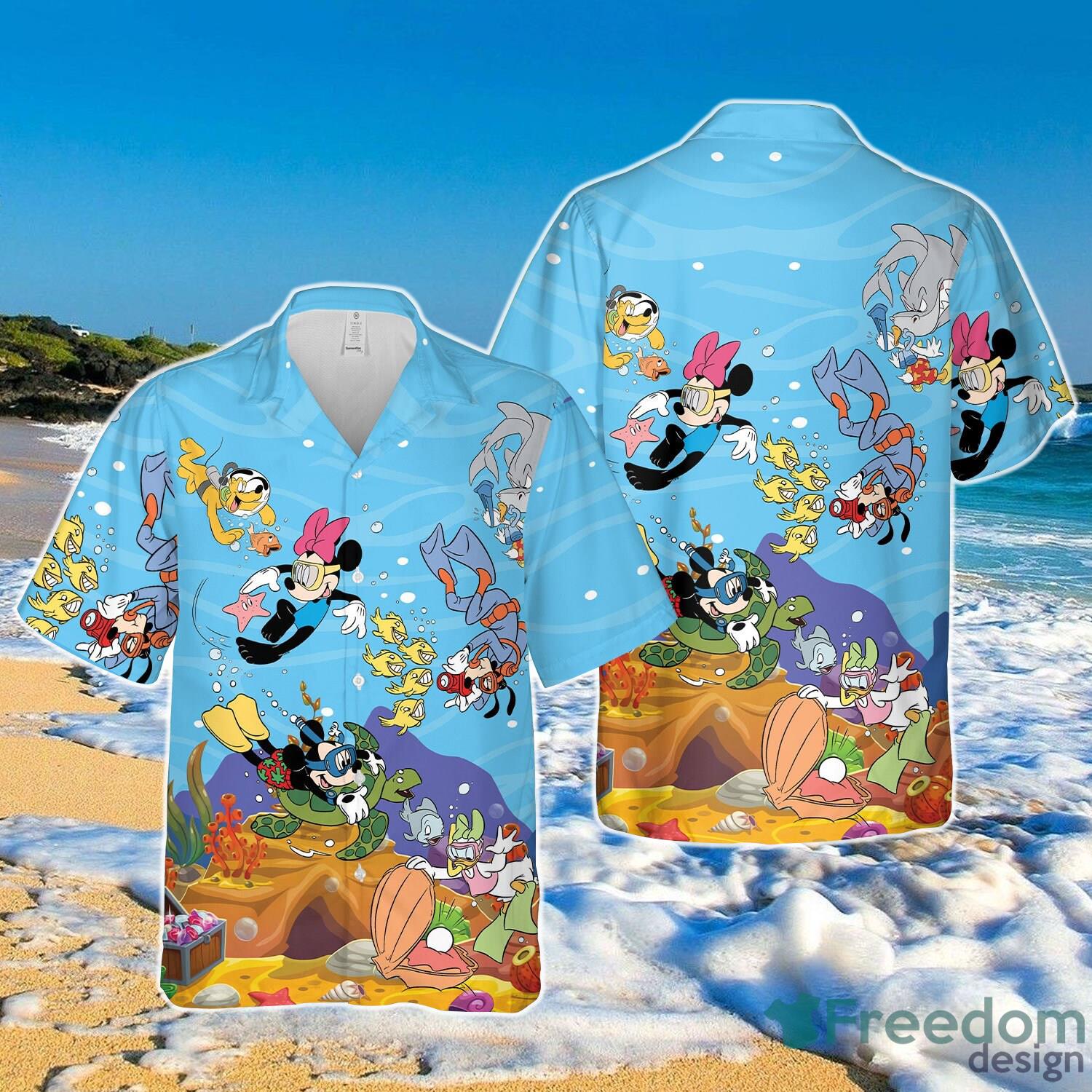 Mickey And Friends Family Vacation Holiday Hawaiian Tshirt Product Photo 1